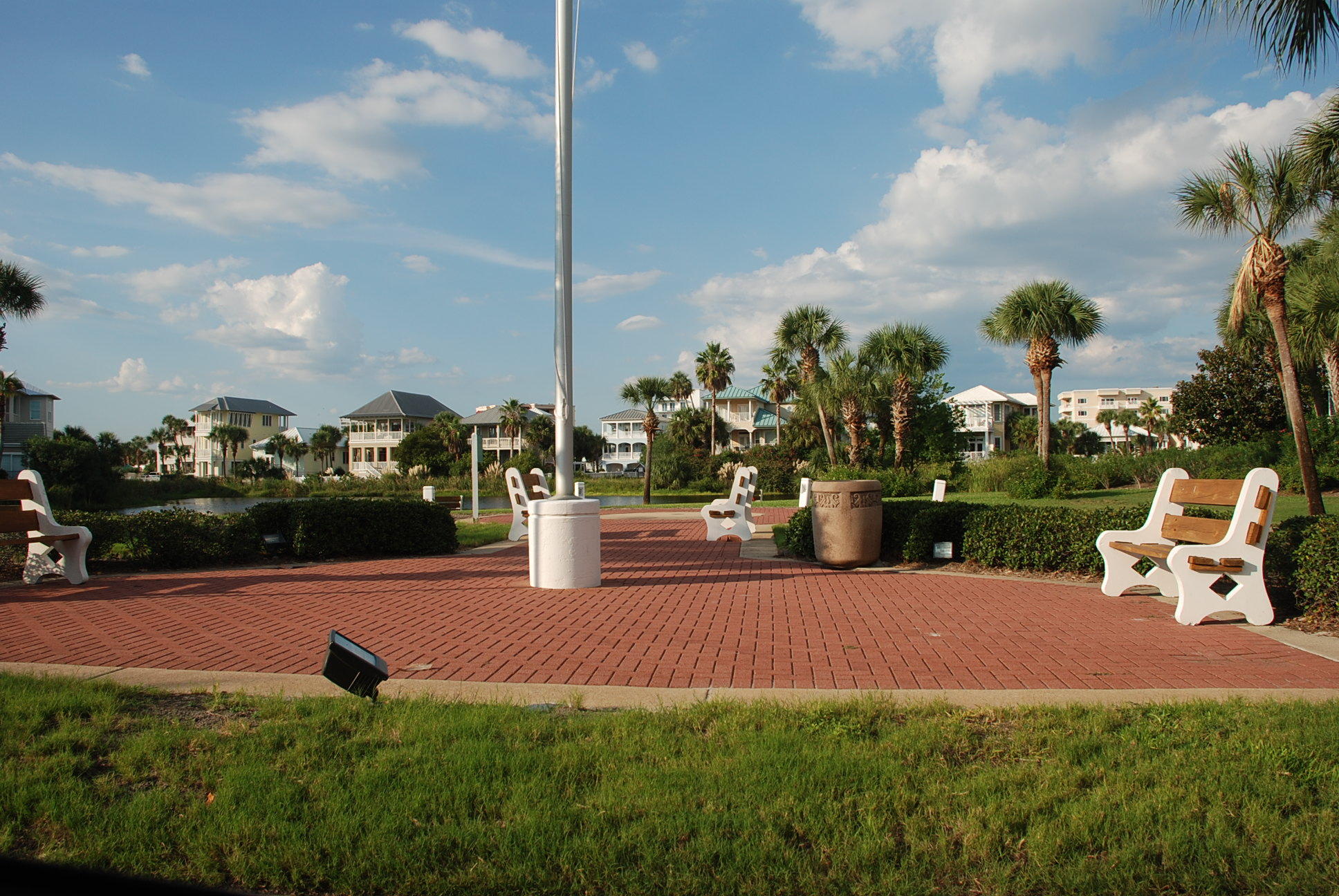 DESTIN POINTE - Residential