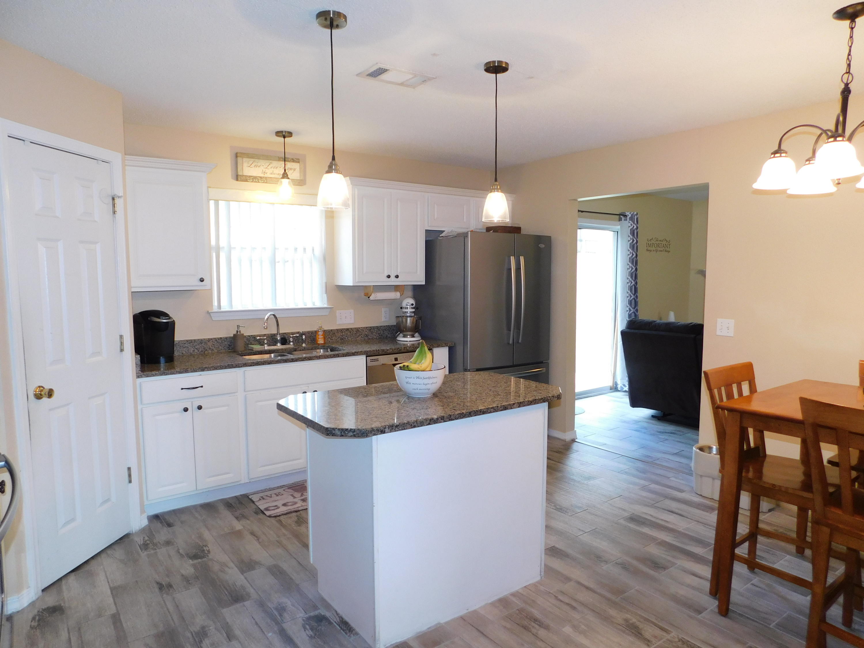 NORTHVIEW ESTATES 7TH ADDN - Residential