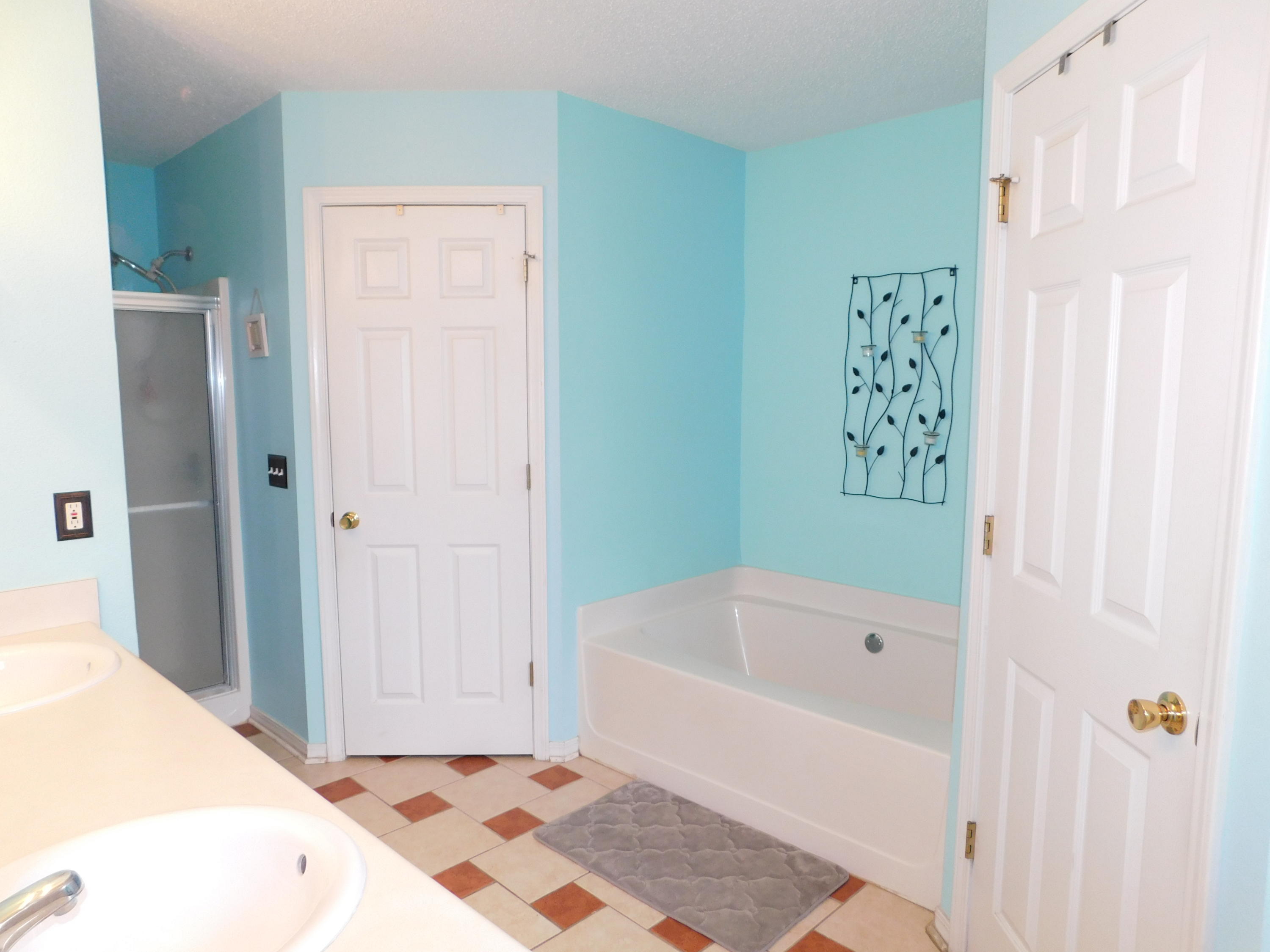 NORTHVIEW ESTATES 7TH ADDN - Residential