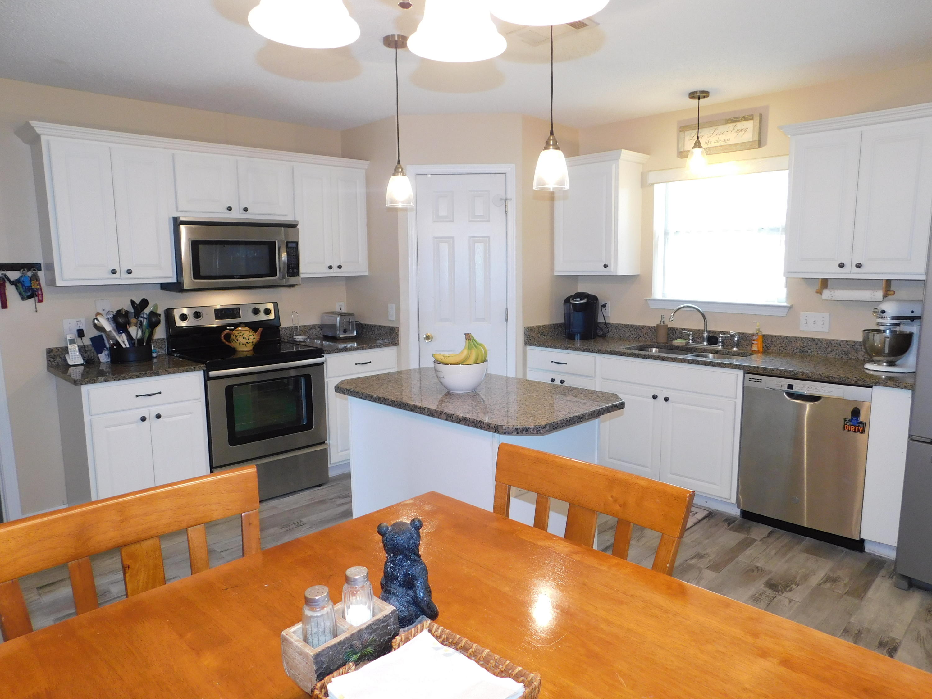 NORTHVIEW ESTATES 7TH ADDN - Residential