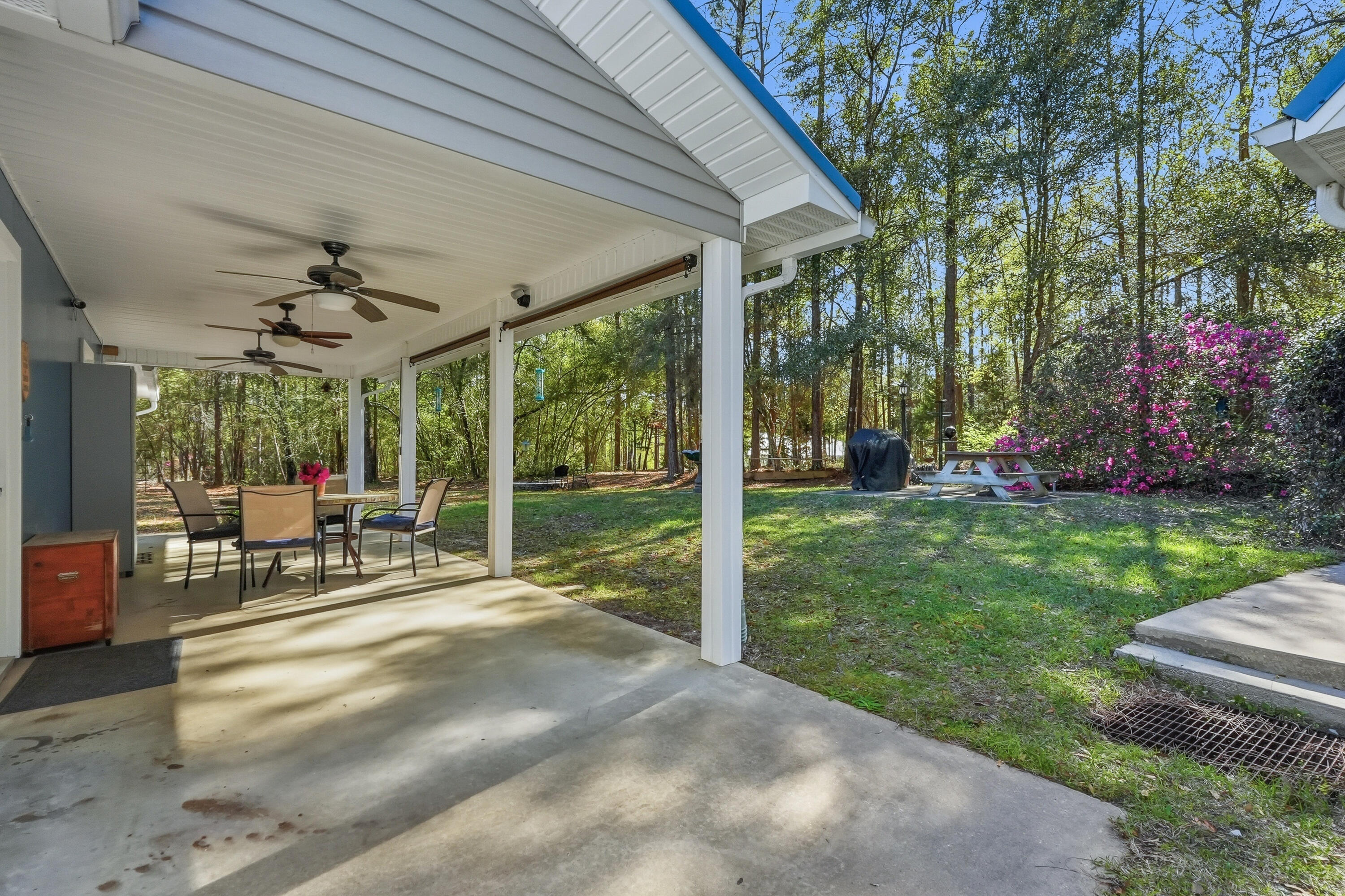 SPRING LAKE ESTATES - Residential