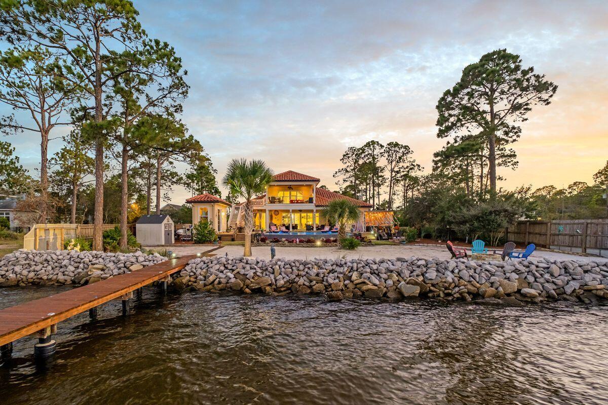 CREEKWATER BAY ESTATES UNREC - Residential