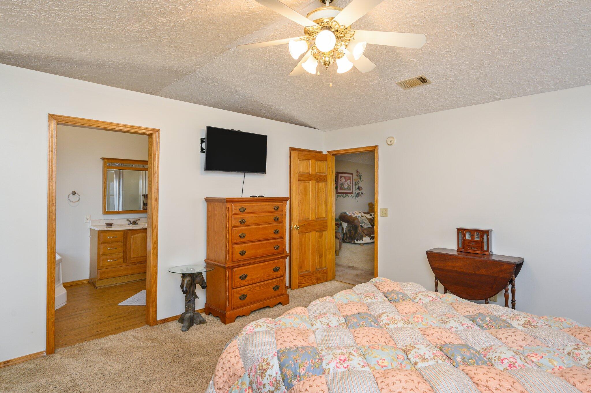 OAKWOOD HILLS UNIT 1 - Residential