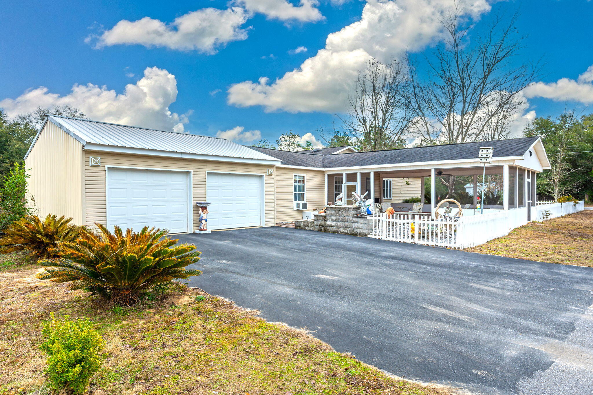 OAKWOOD HILLS UNIT 1 - Residential
