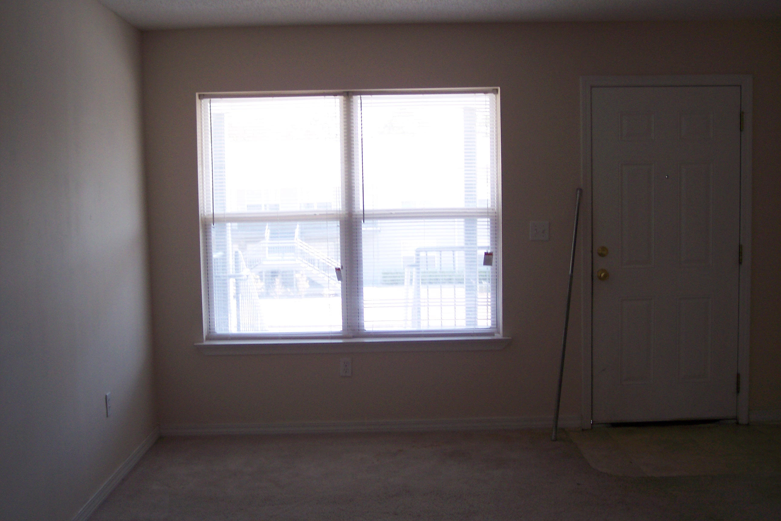 COLLEGE COURTYARD APARTMENTS - Residential Lease