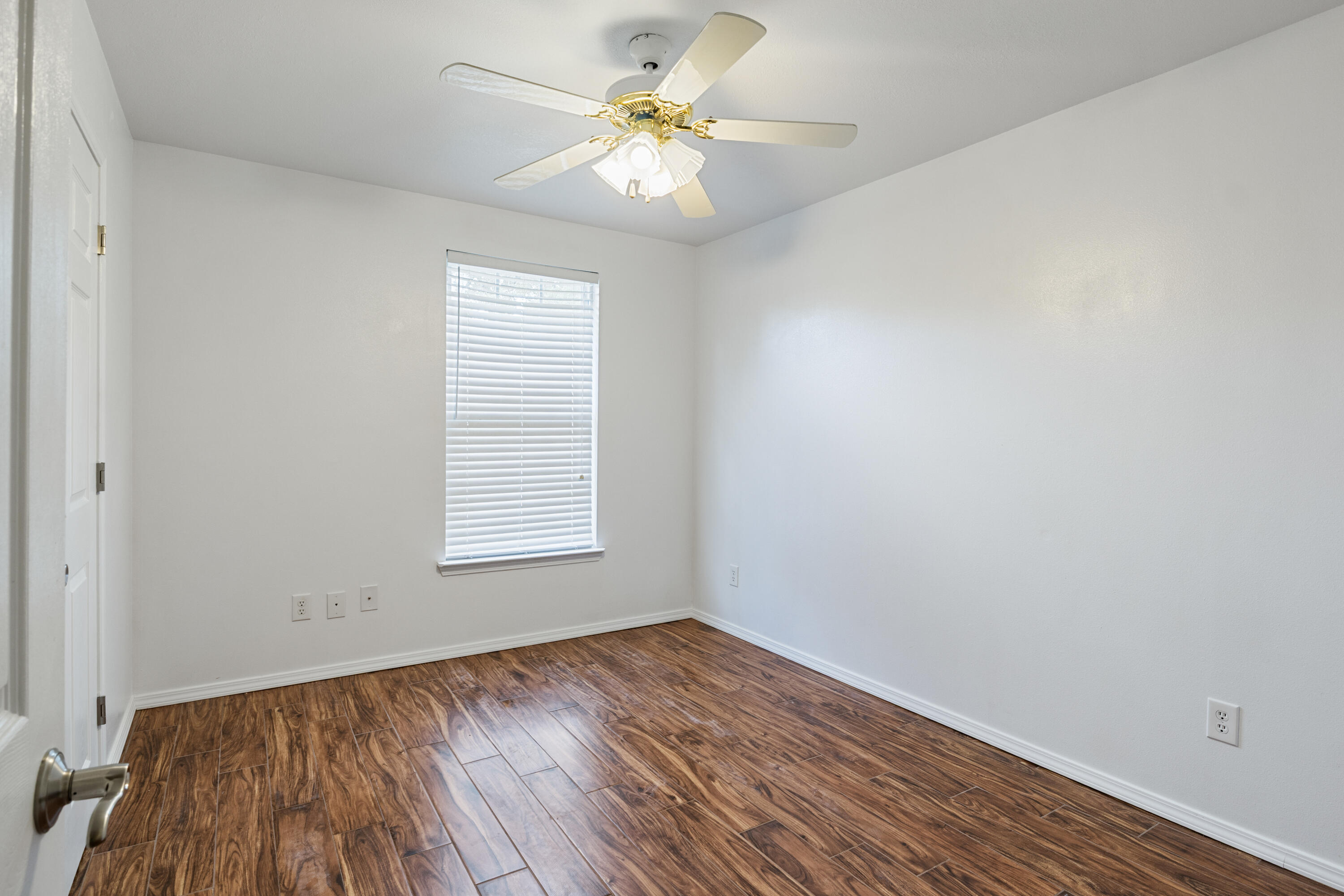 EAST BAY HEIGHTS - Residential