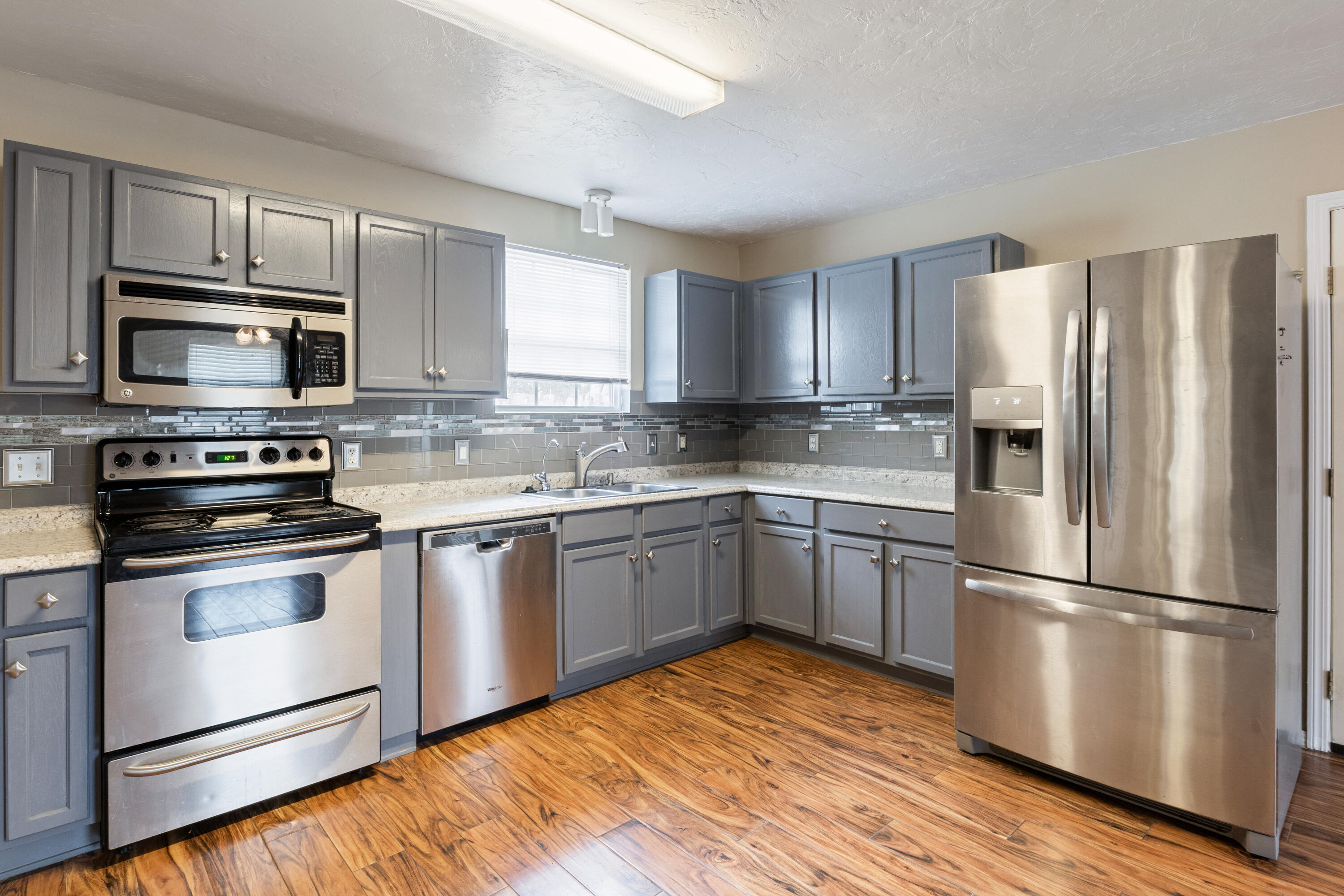 EAST BAY HEIGHTS - Residential