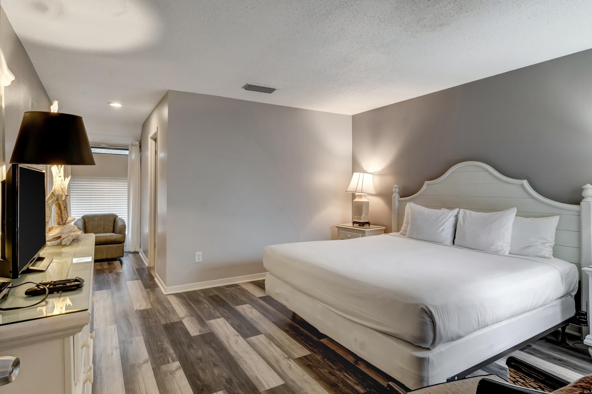 FAIRWAYS AT SANDESTIN PH 1 - Residential Lease