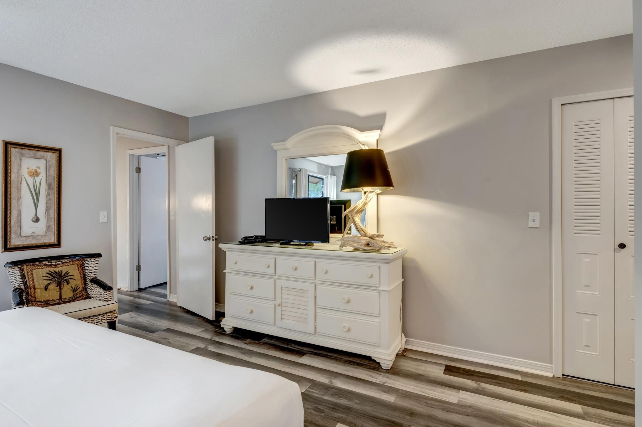 FAIRWAYS AT SANDESTIN PH 1 - Residential Lease