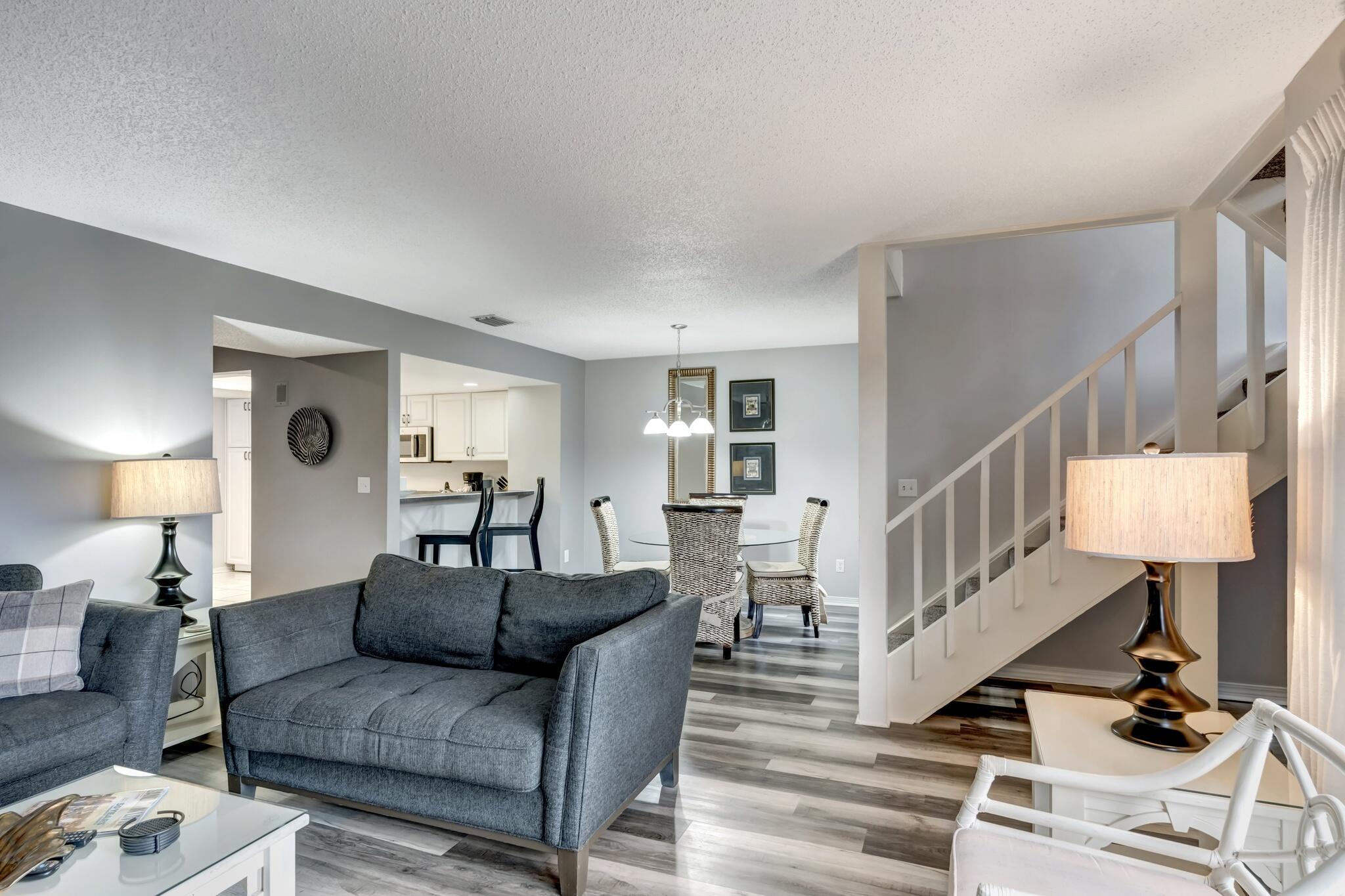 FAIRWAYS AT SANDESTIN PH 1 - Residential Lease