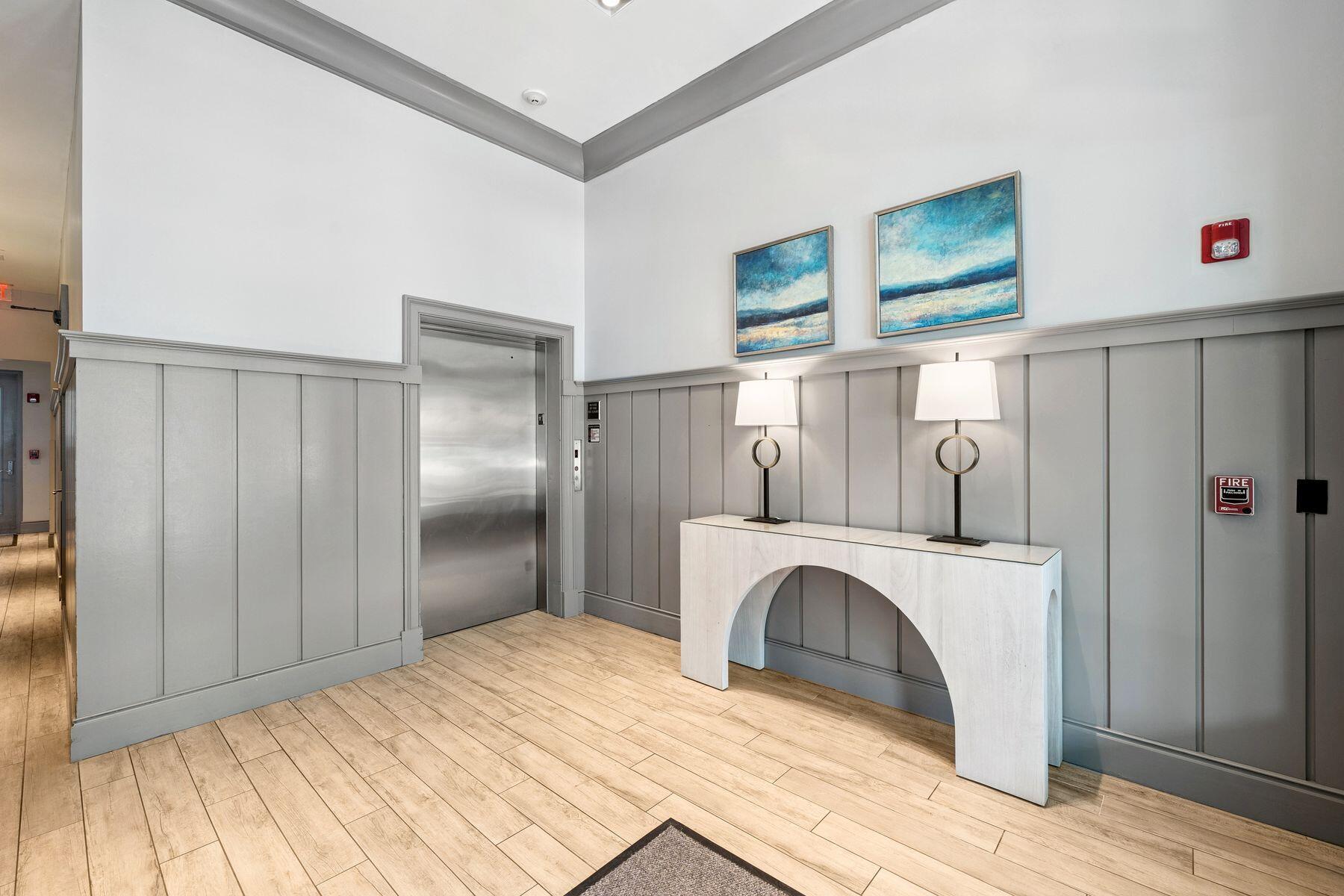 ROSEMARY BEACH, THE LOFTS WEST - Residential