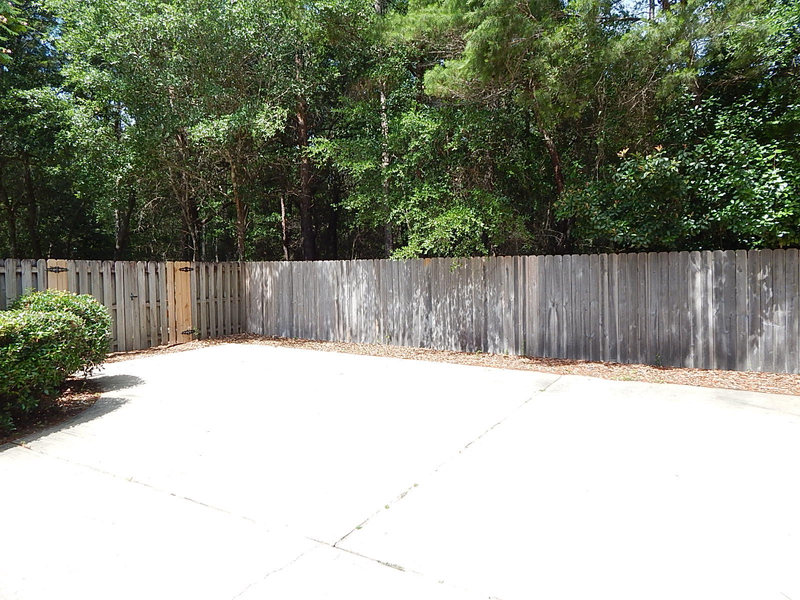 ROCKY BAYOU ESTATES - Residential