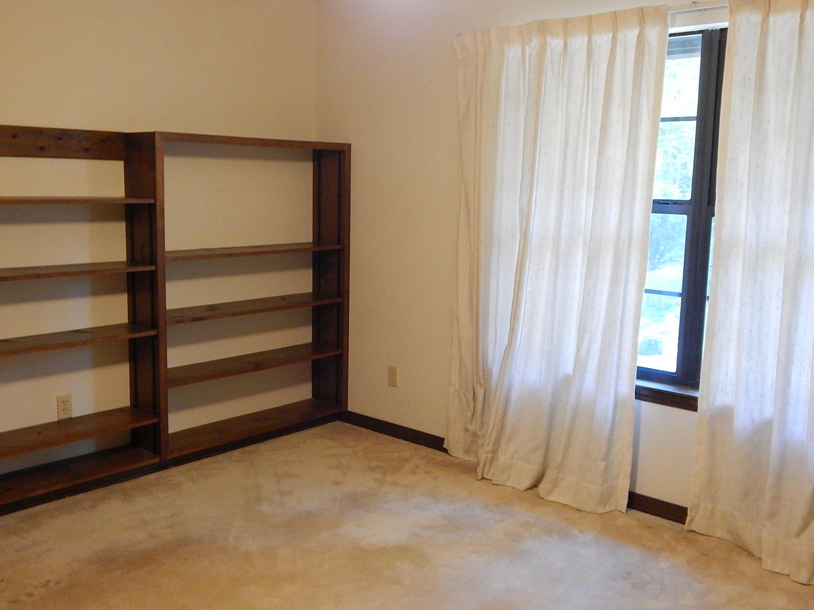 ROCKY BAYOU ESTATES - Residential