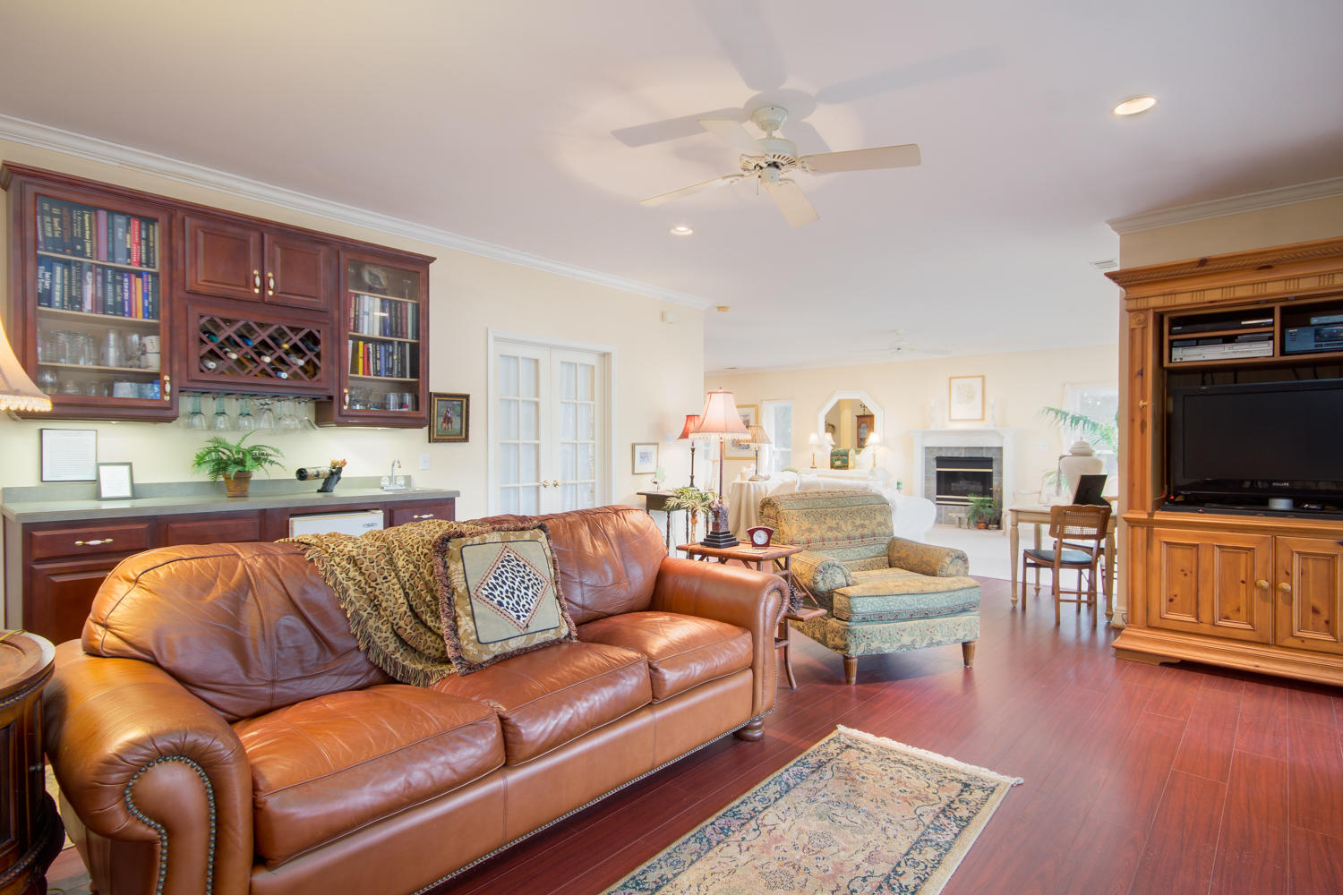 CANO ESTATES - Residential