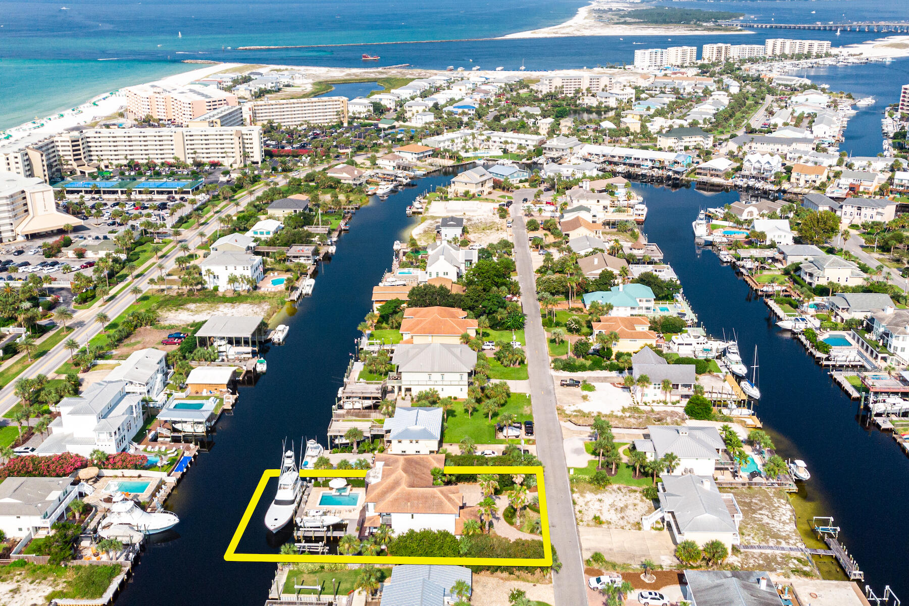 HOLIDAY ISLE - Residential