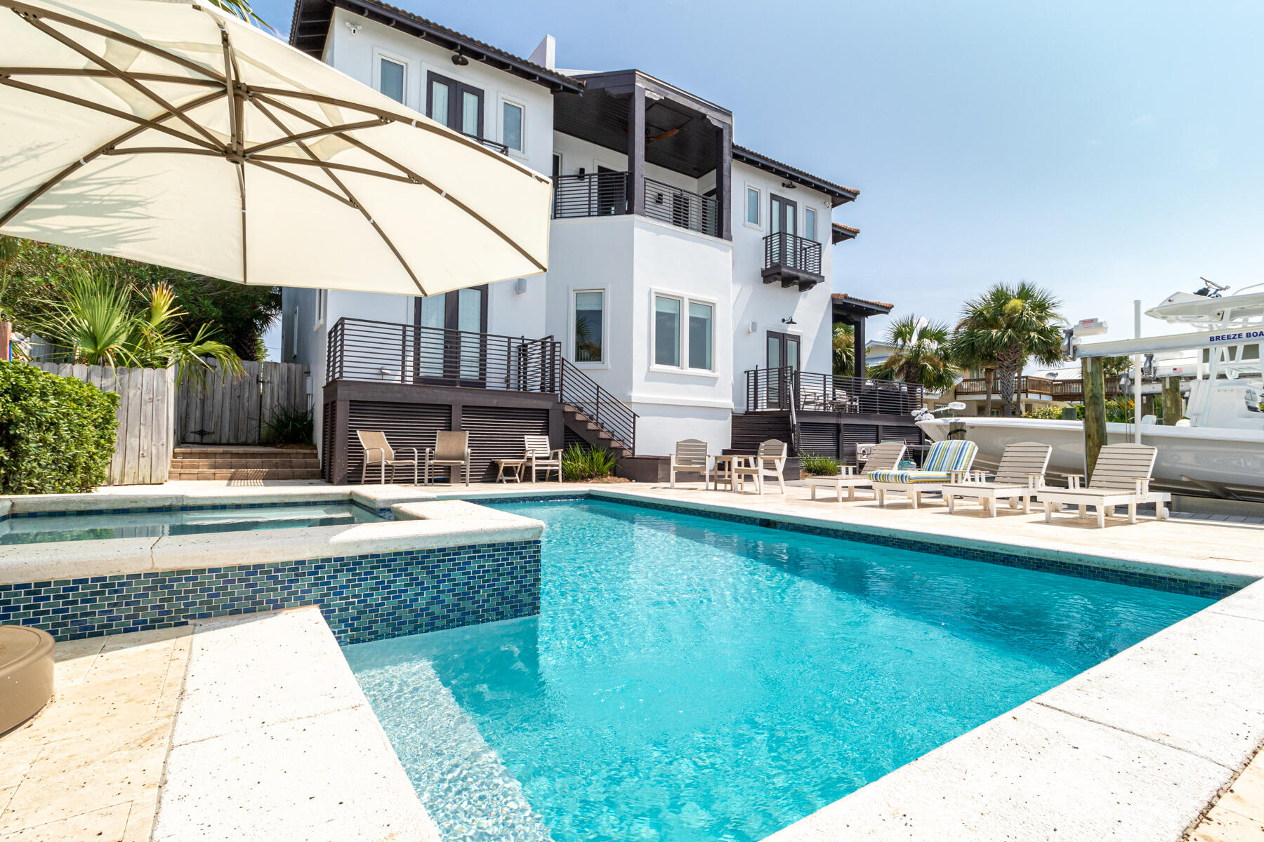 HOLIDAY ISLE - Residential