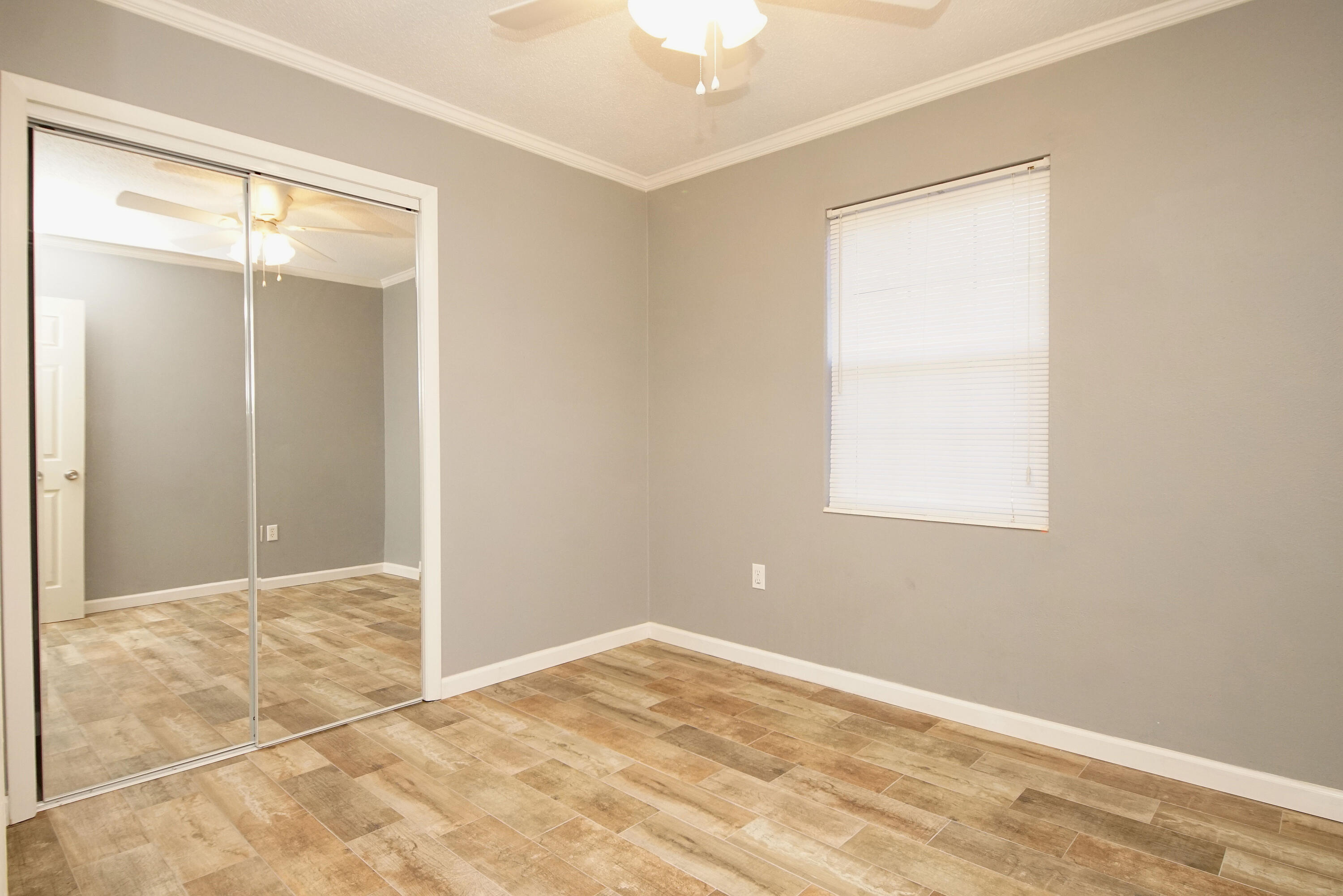 PINECREST HILLS - Residential