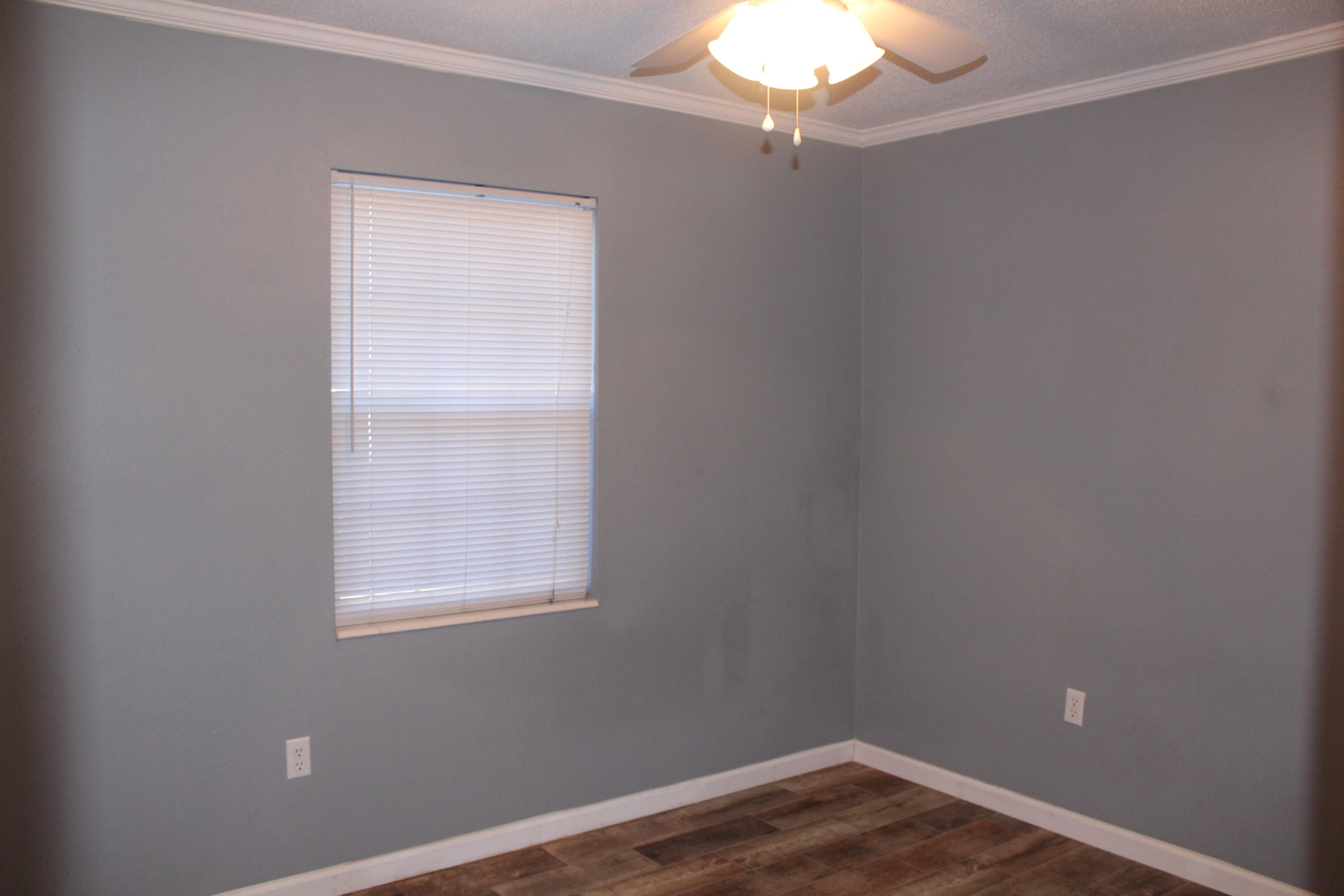 PINECREST HILLS - Residential