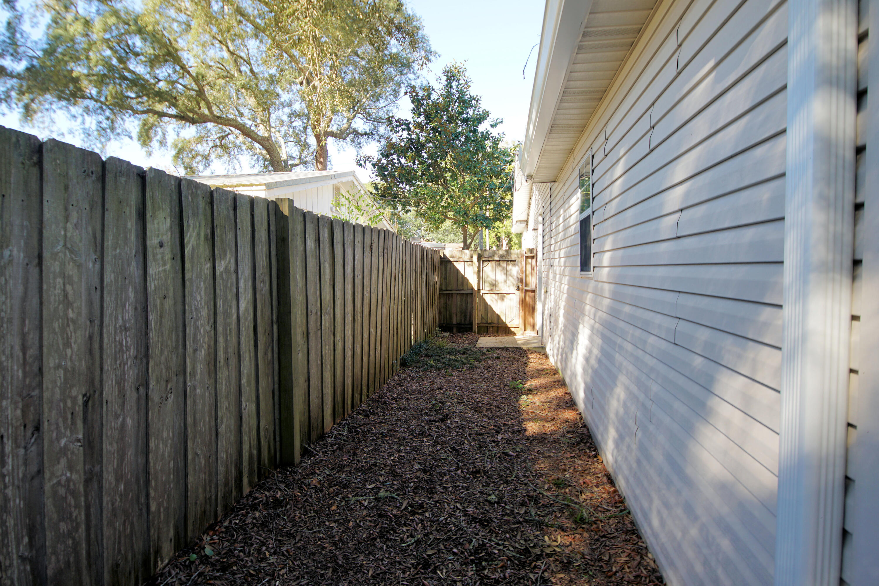 PINECREST HILLS - Residential