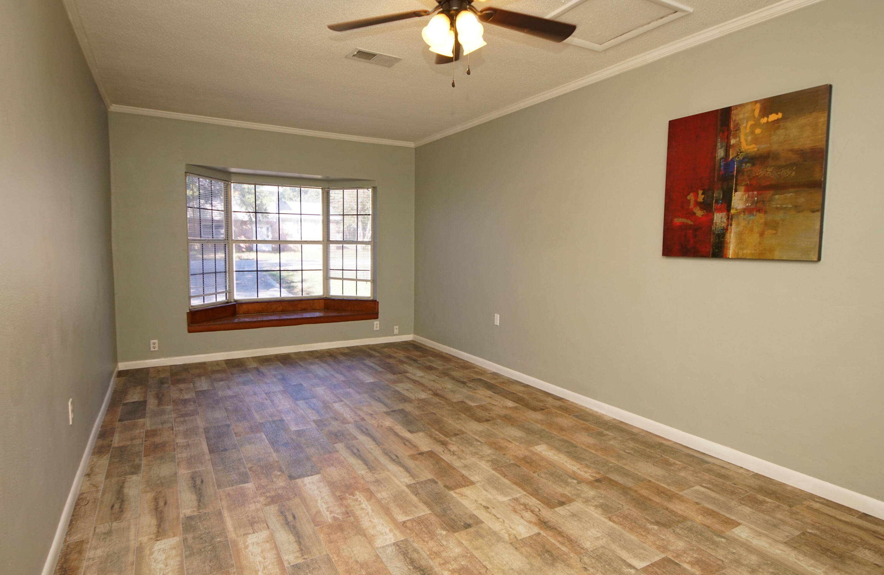 PINECREST HILLS - Residential