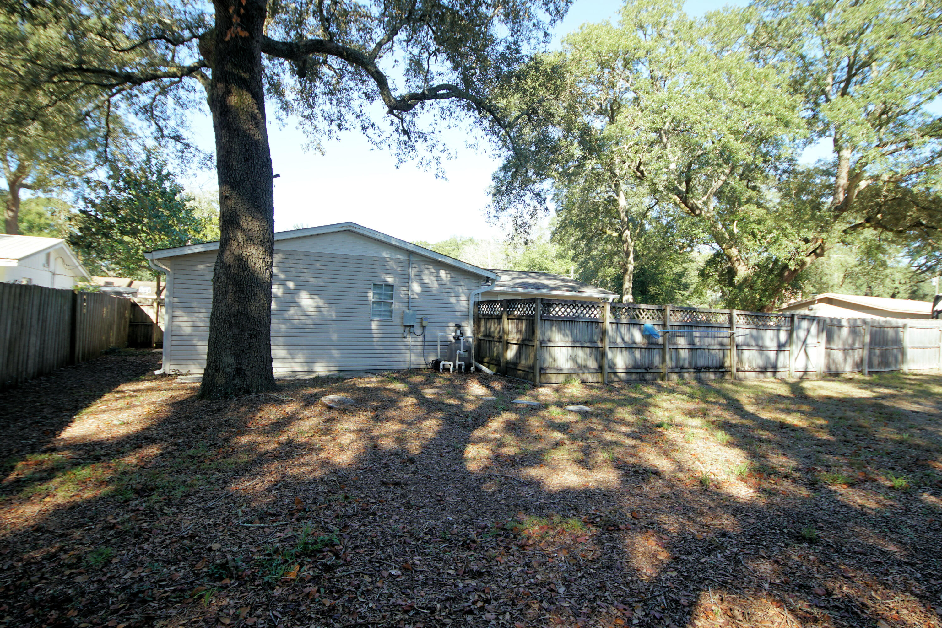 PINECREST HILLS - Residential