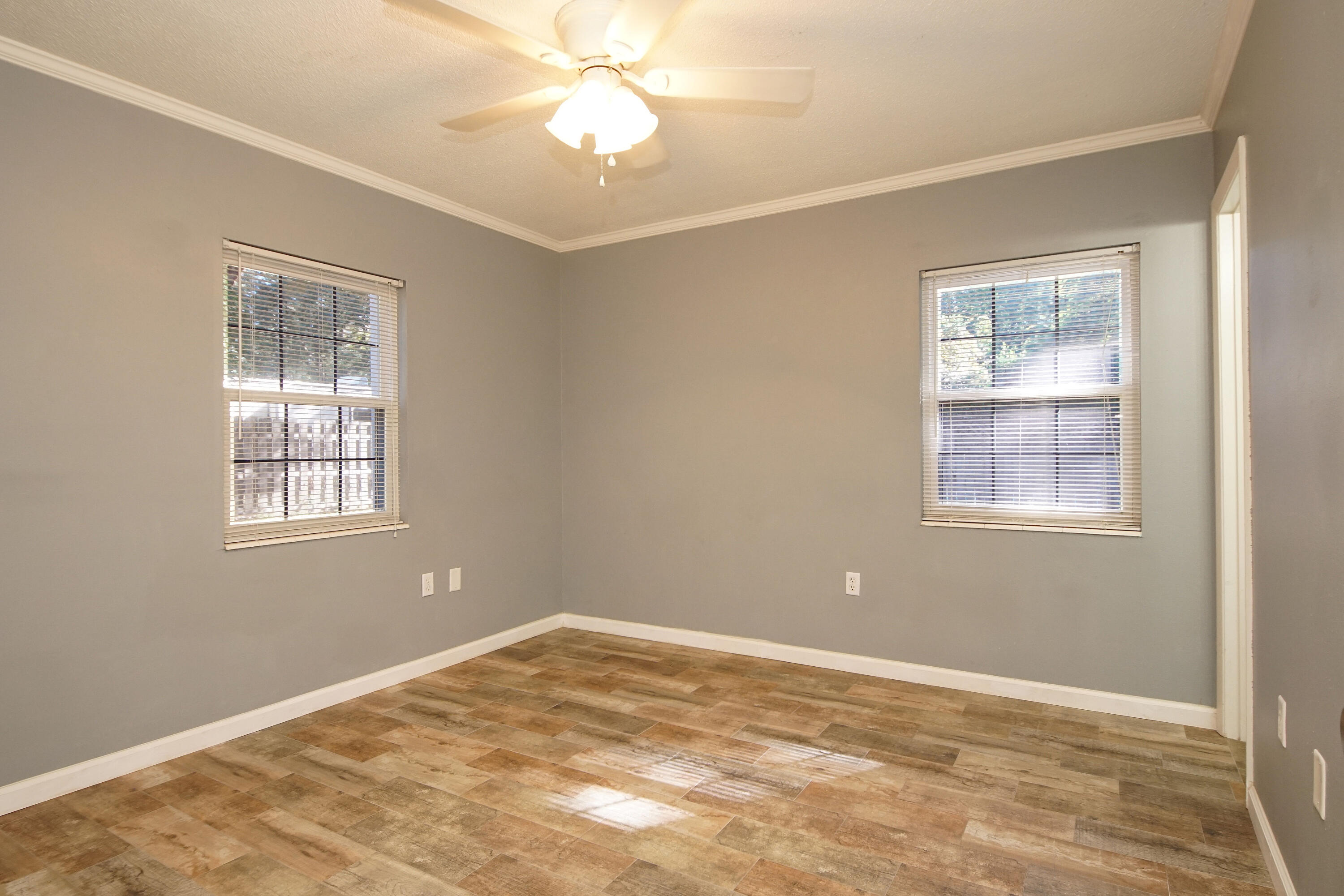 PINECREST HILLS - Residential