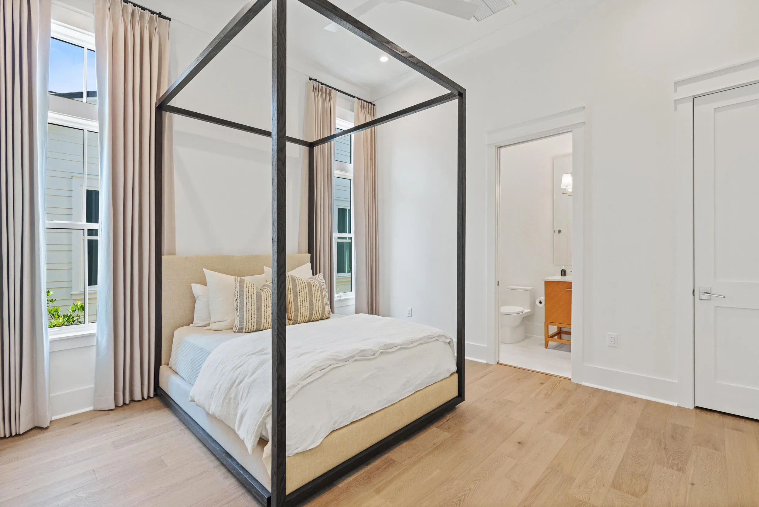 Watersound, Florida, 32461, United States, 4 Bedrooms Bedrooms, ,5 BathroomsBathrooms,Residential,Active,1829953