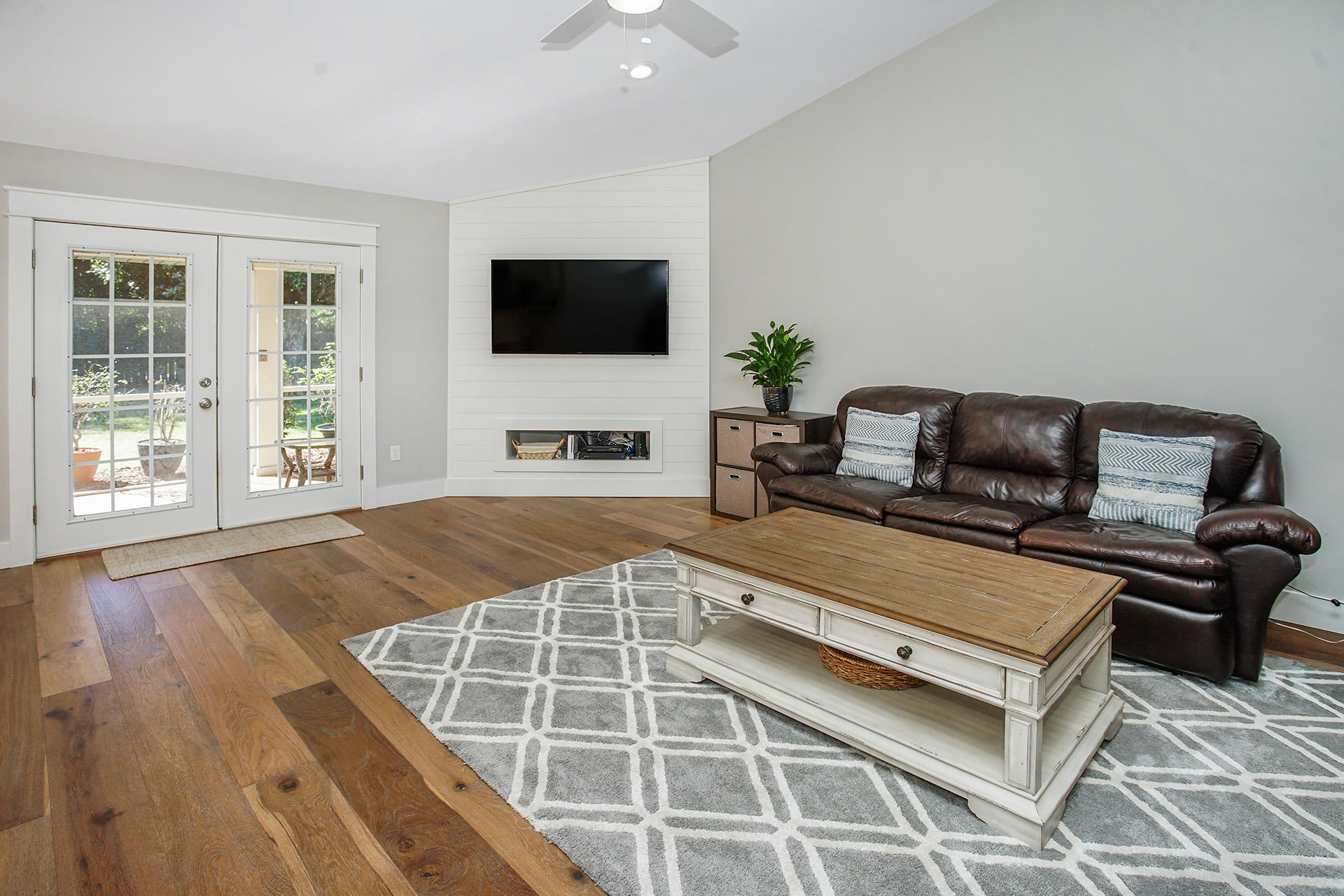 INDIAN LAKE PH 3 - Residential