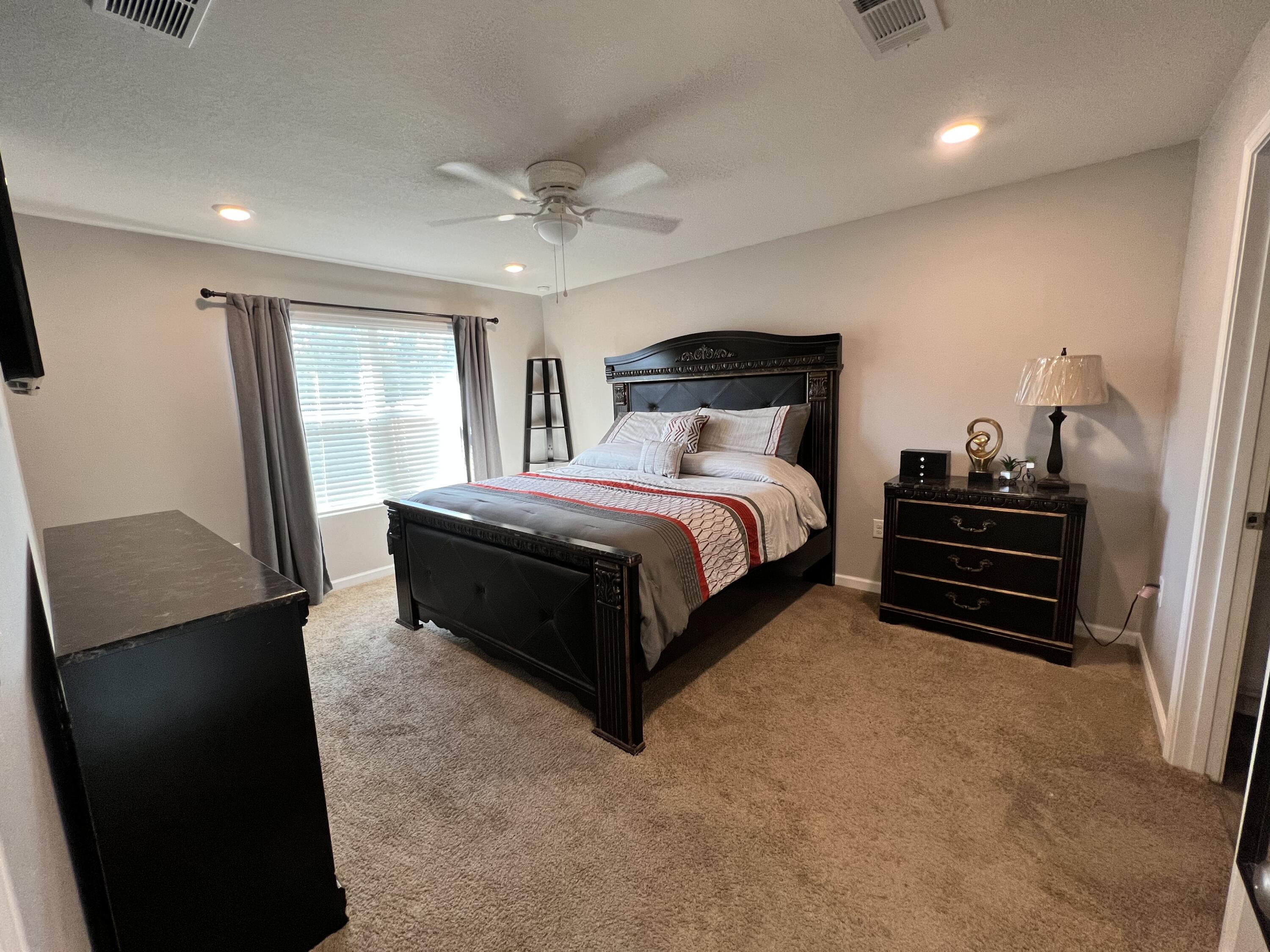 Redstone Commons - Residential Lease