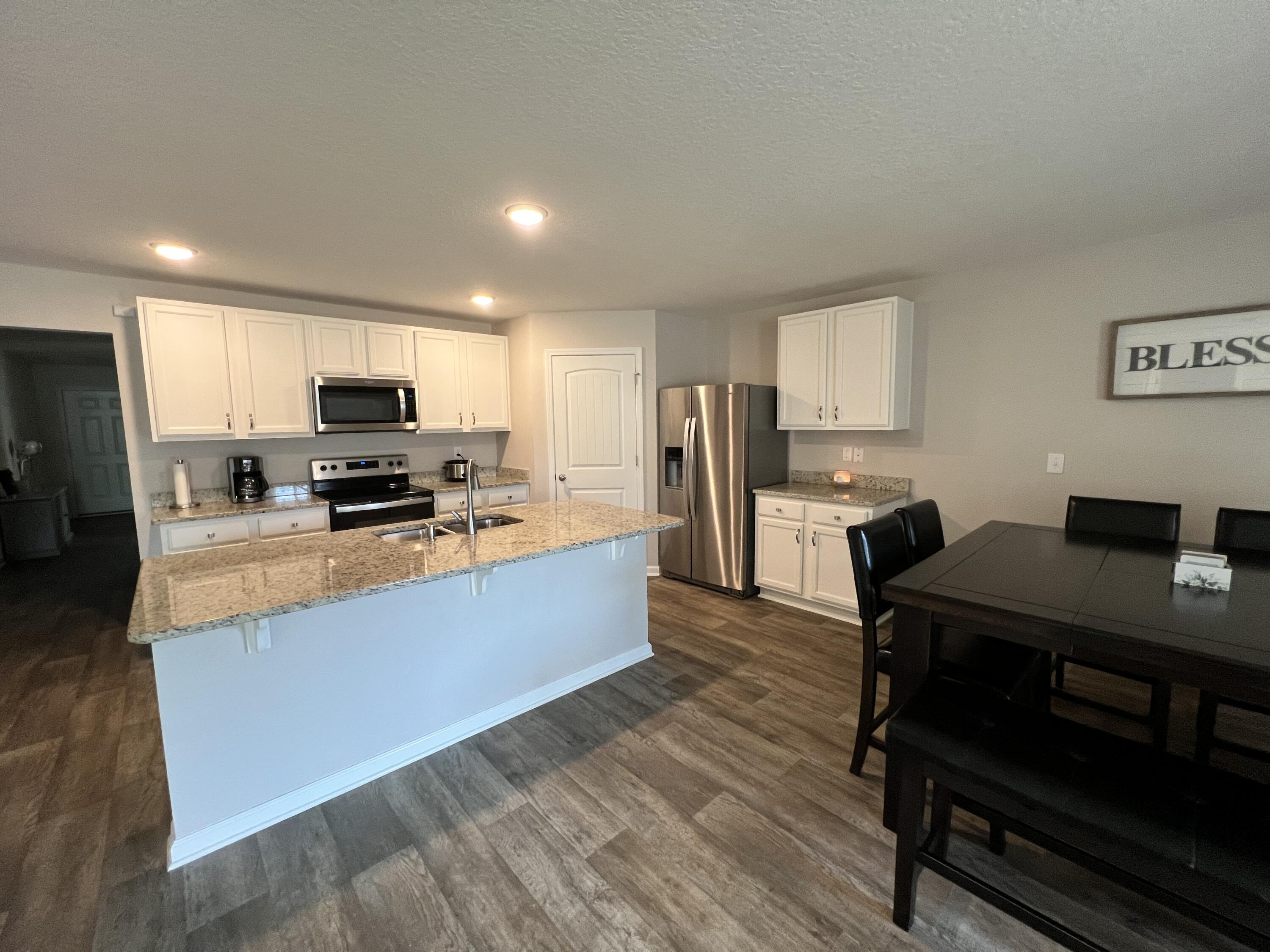 Redstone Commons - Residential Lease