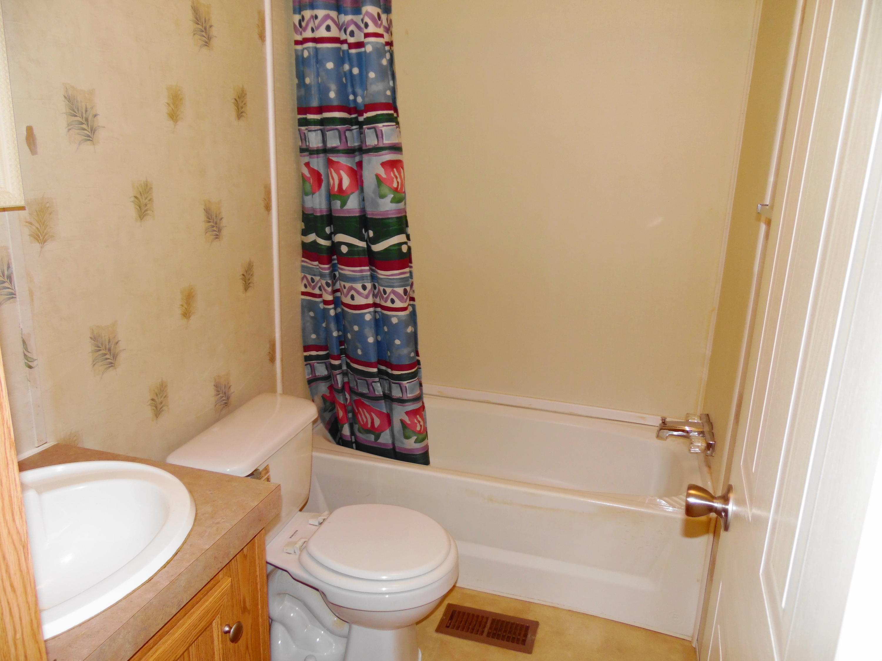 OAKWOOD HILLS UNIT 1 - Residential