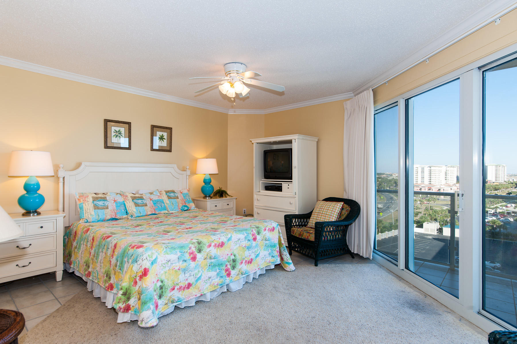 Sterling Sands Condo - Residential