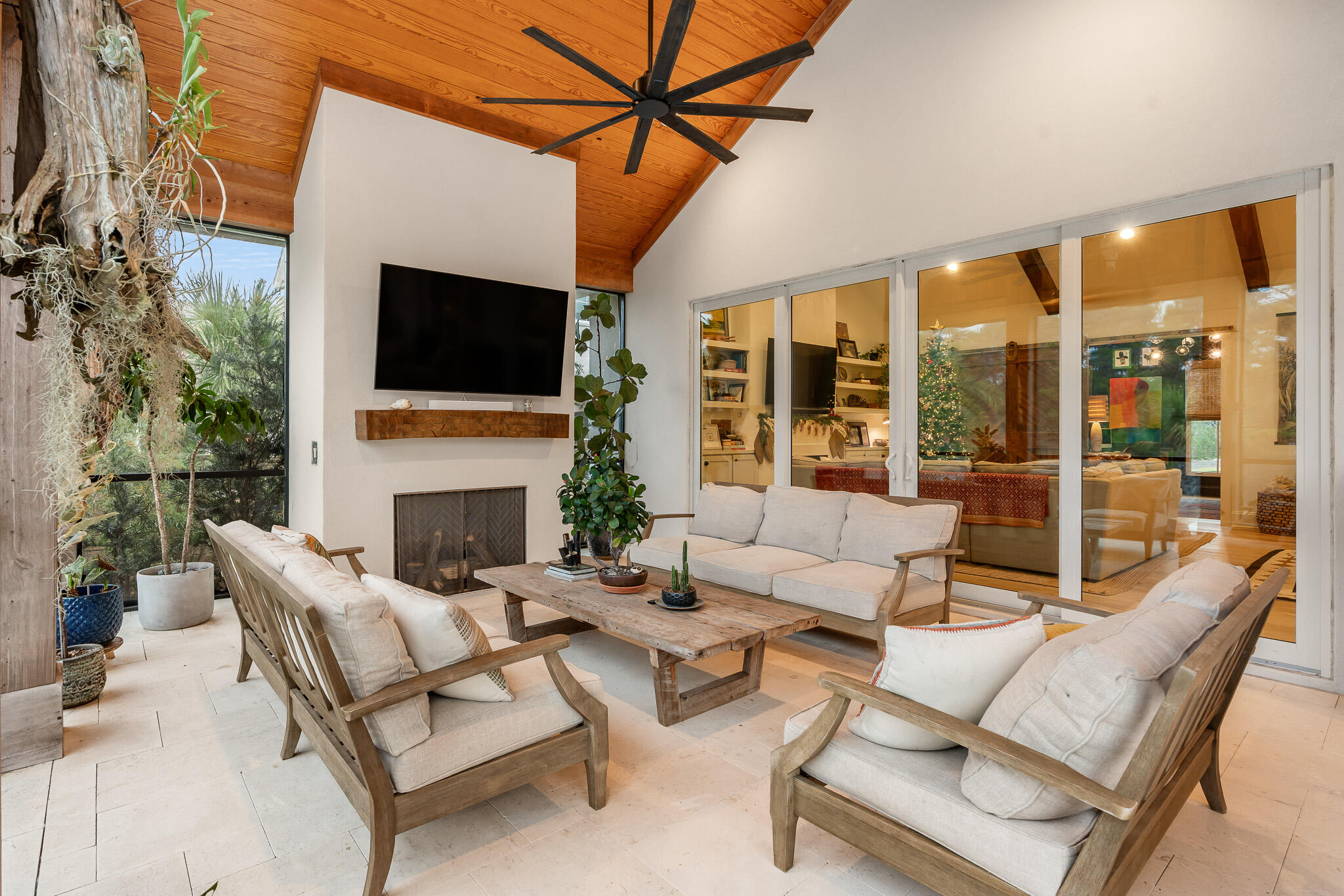 PINES OF BLUE MOUNTAIN - Residential