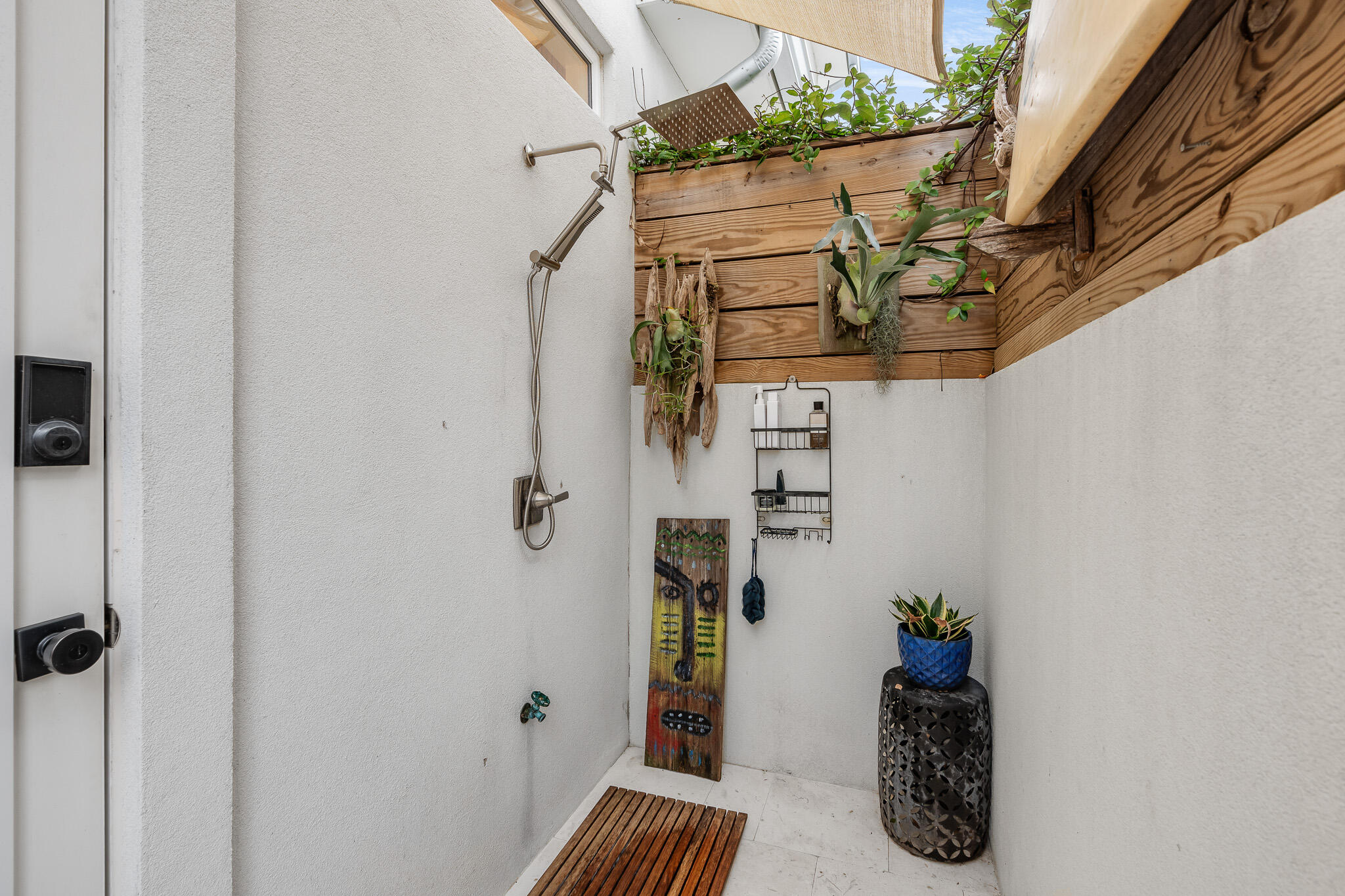 PINES OF BLUE MOUNTAIN - Residential