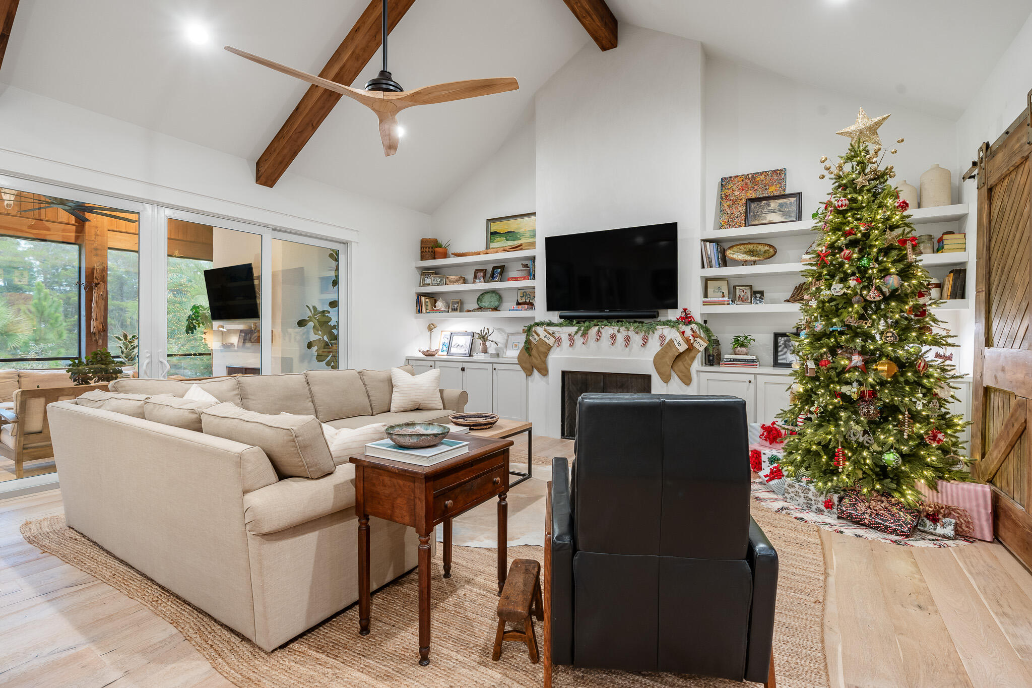 PINES OF BLUE MOUNTAIN - Residential