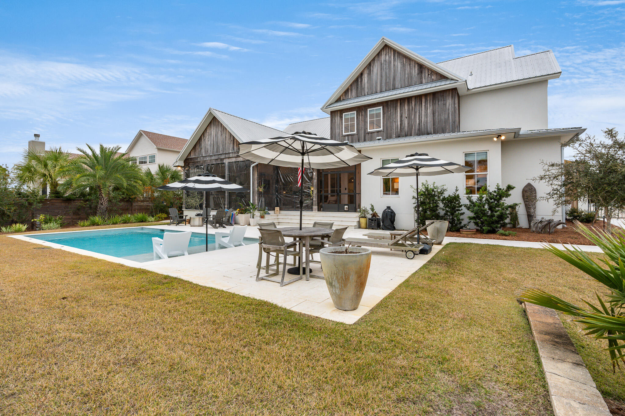 PINES OF BLUE MOUNTAIN - Residential