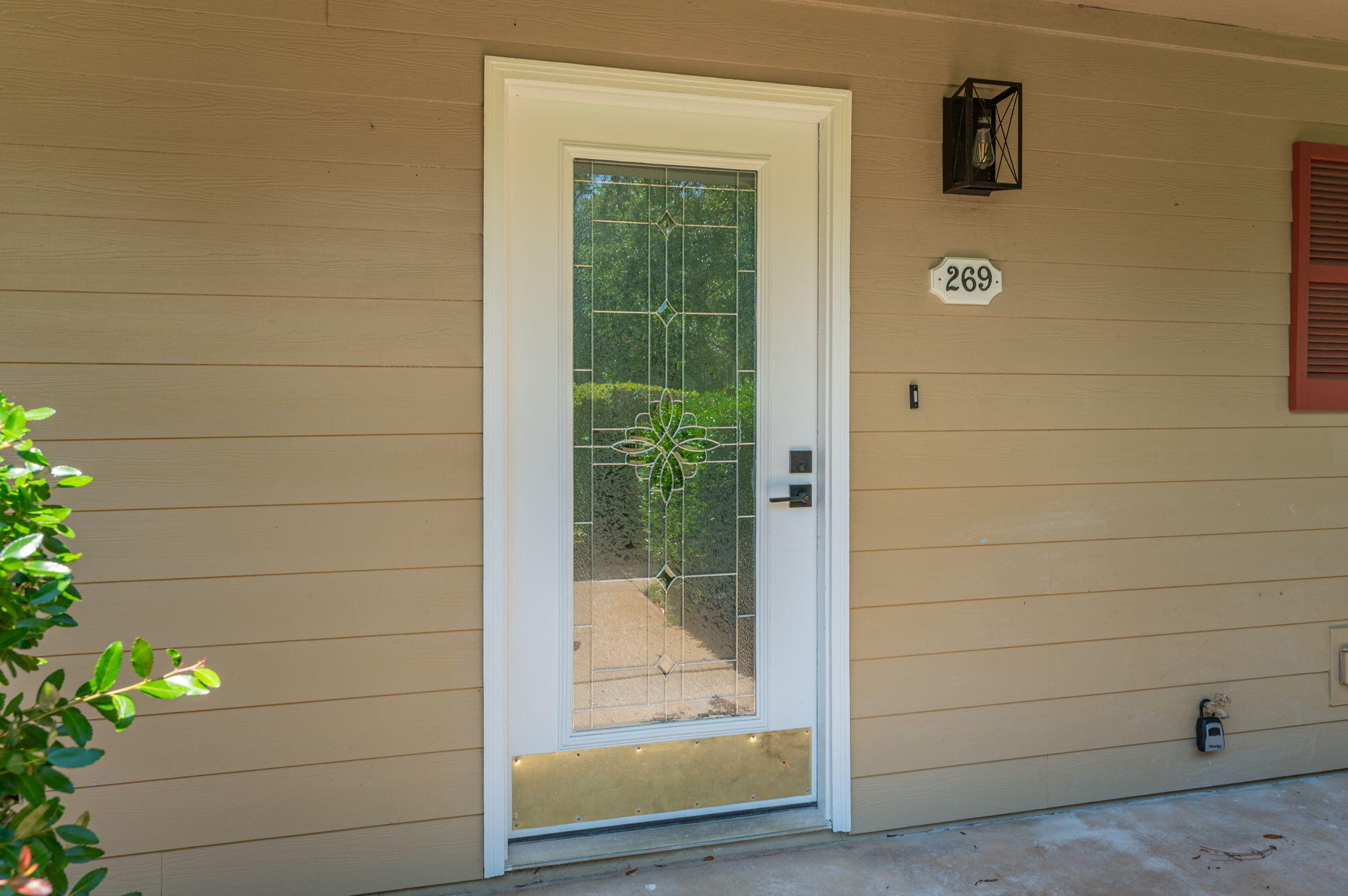 GARNIERS CAY PH 2 - Residential Lease