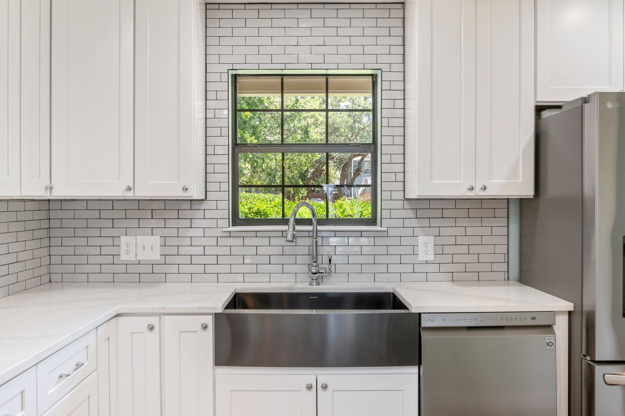 GARNIERS CAY PH 2 - Residential Lease