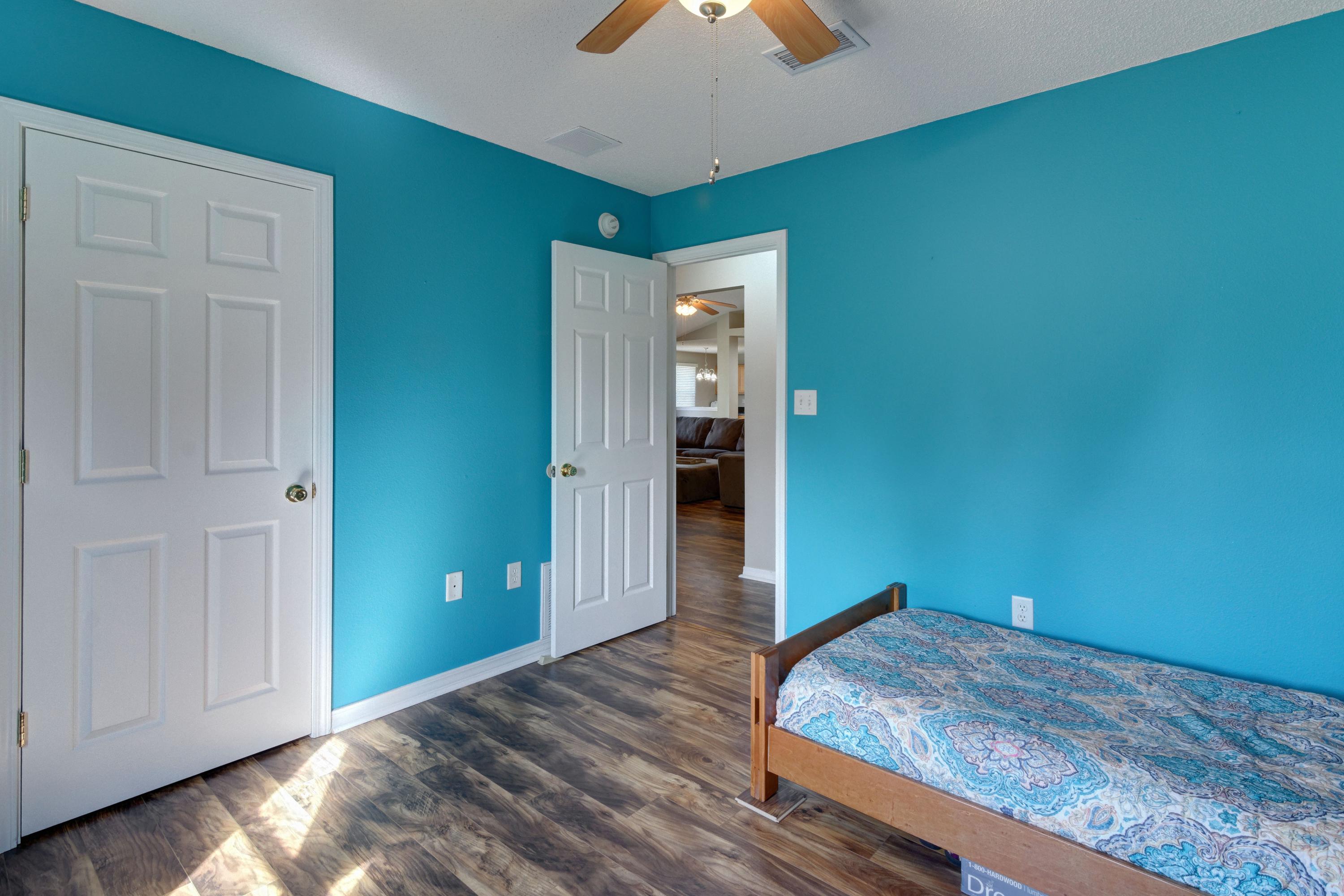 ASHBERRY WOODS - Residential