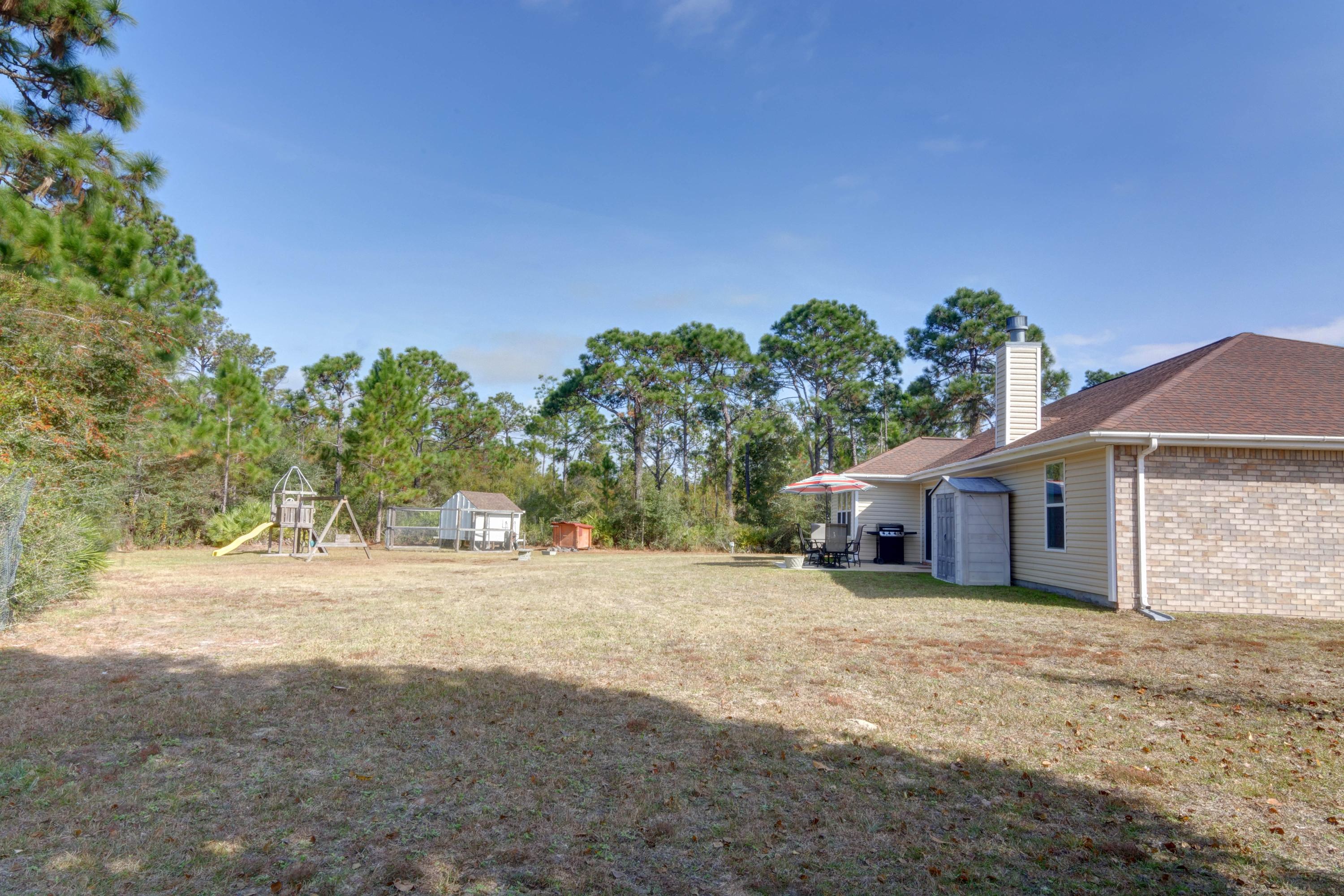 ASHBERRY WOODS - Residential