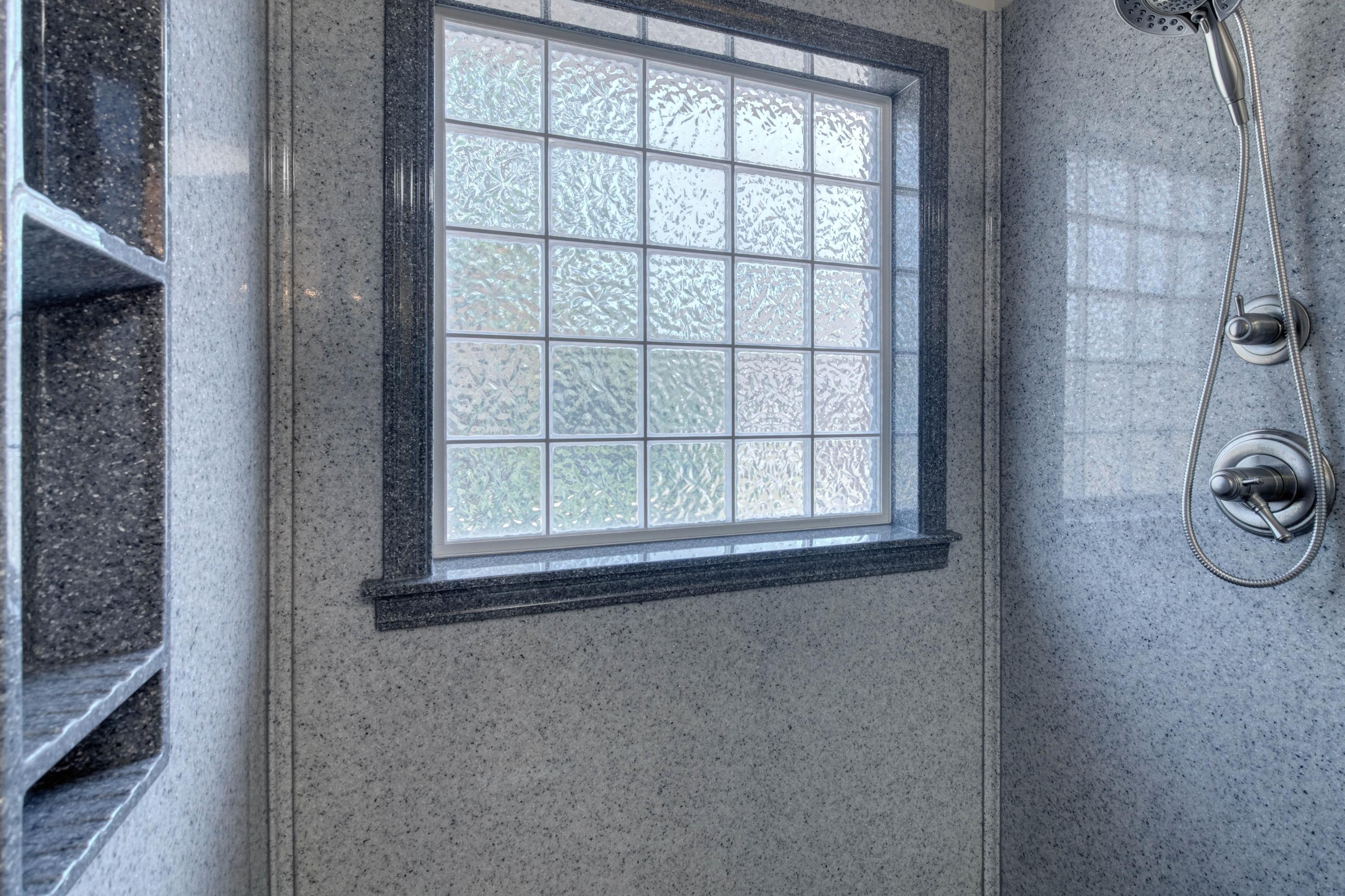 ASHBERRY WOODS - Residential