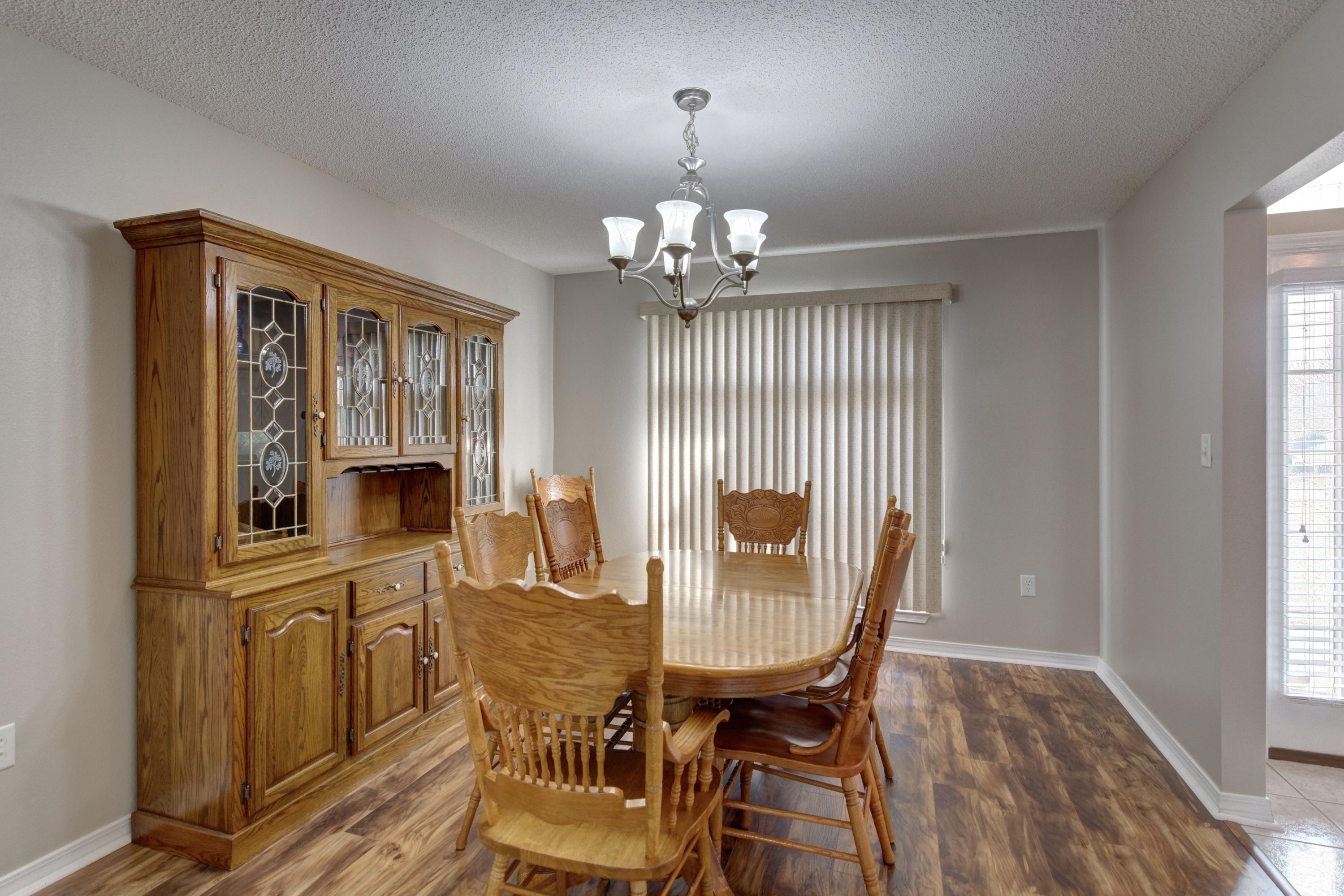 ASHBERRY WOODS - Residential