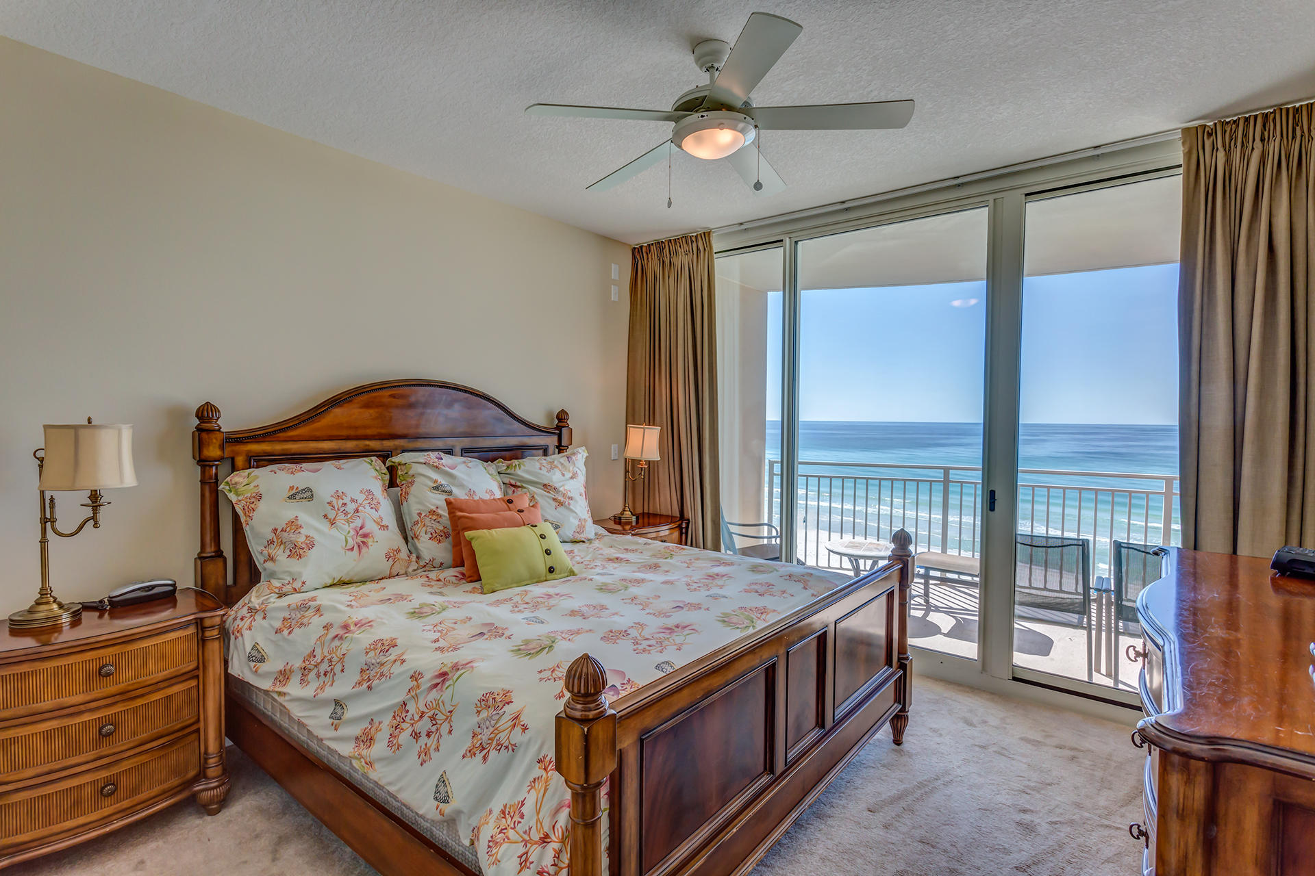 AQUA Beachside Resort - Residential