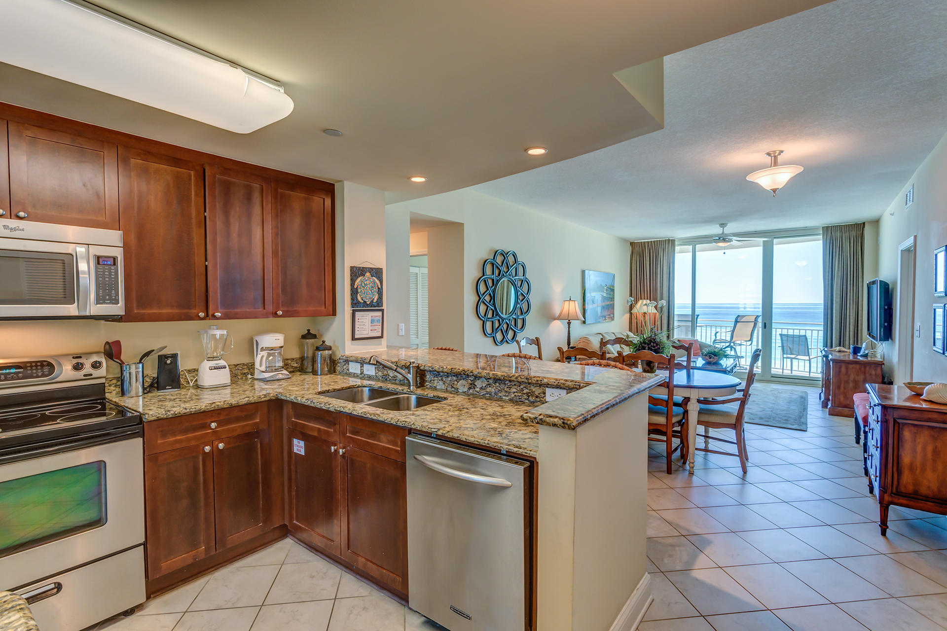 AQUA Beachside Resort - Residential