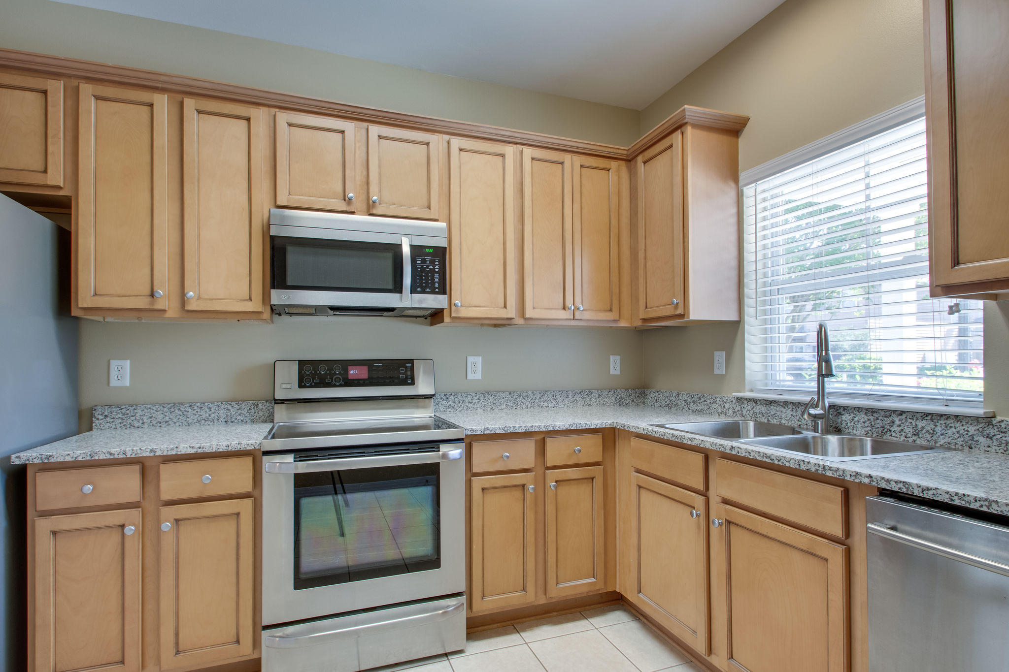 PLANTATION AT SANTA ROSA - Residential