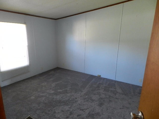 CRESCENT SHORES - Residential