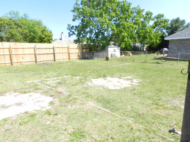 CRESCENT SHORES - Residential