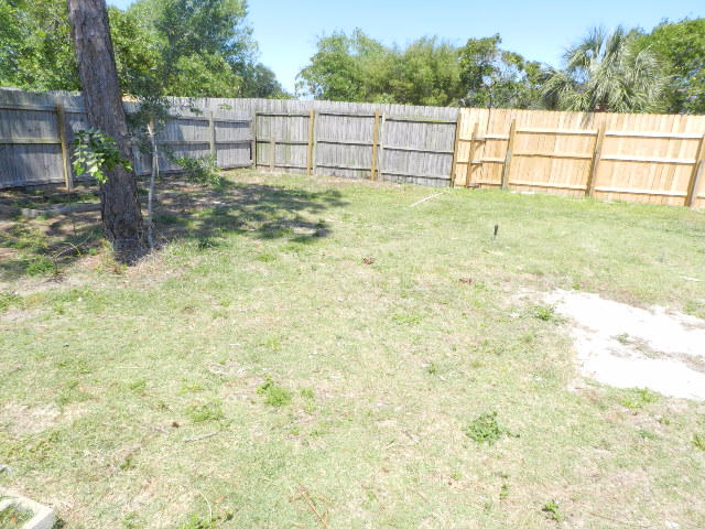 CRESCENT SHORES - Residential