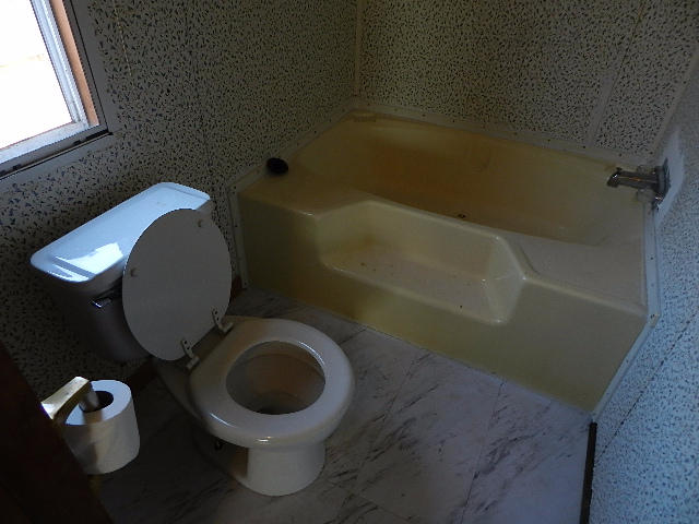 CRESCENT SHORES - Residential