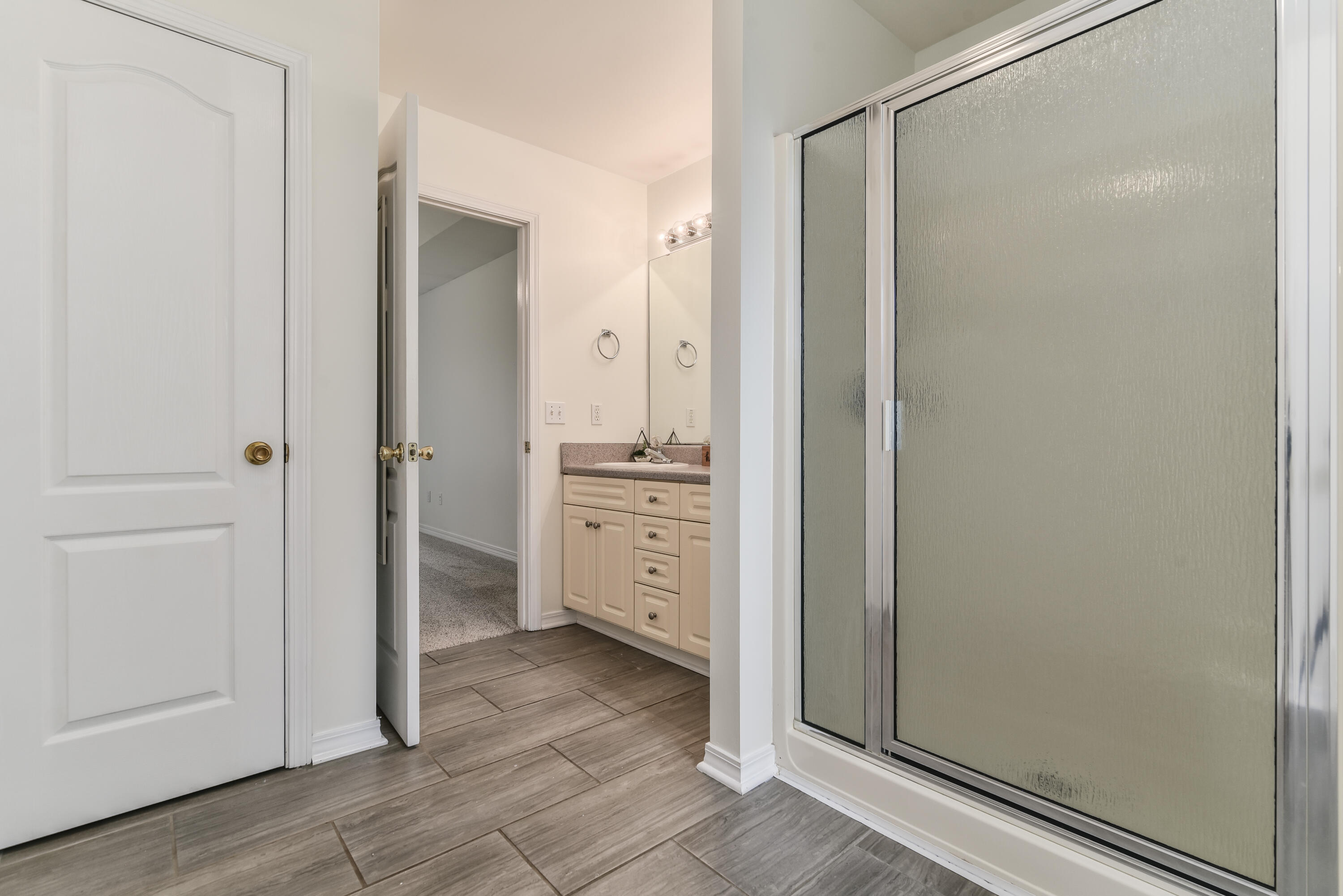 HOLLEY BY THE SEA - Residential